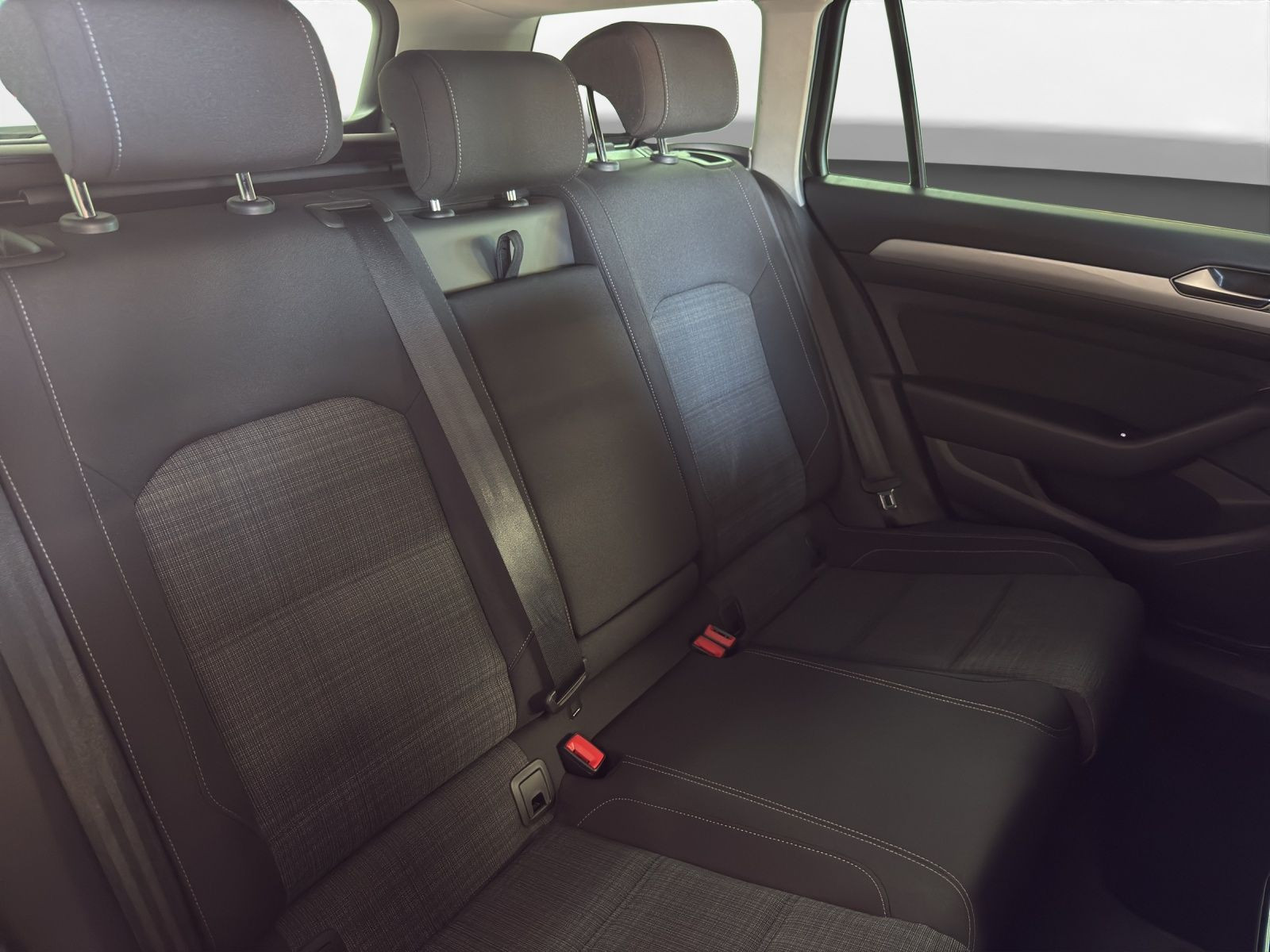 Volkswagen - Passat Variant_19