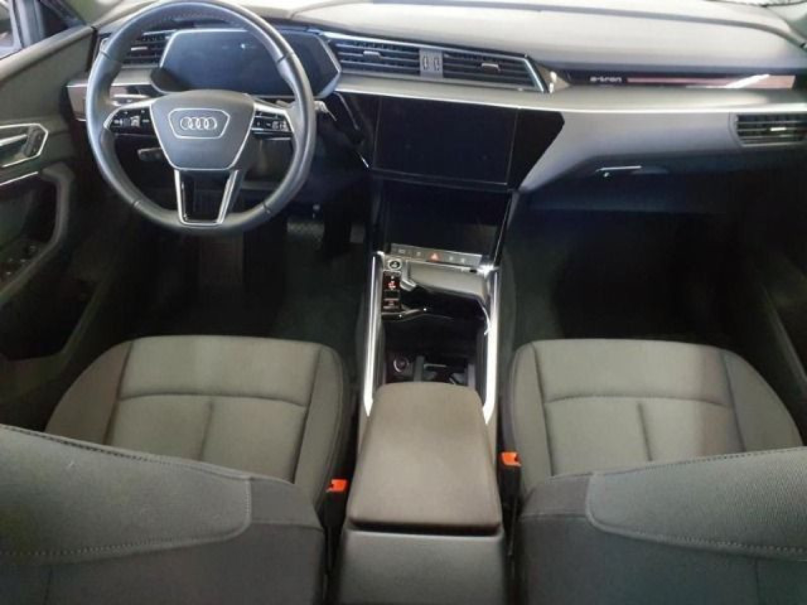 Audi - e-tron_6