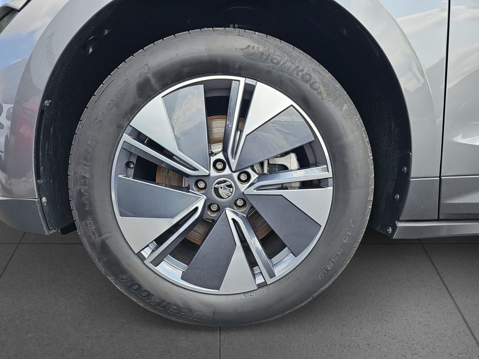 Škoda - Enyaq_8