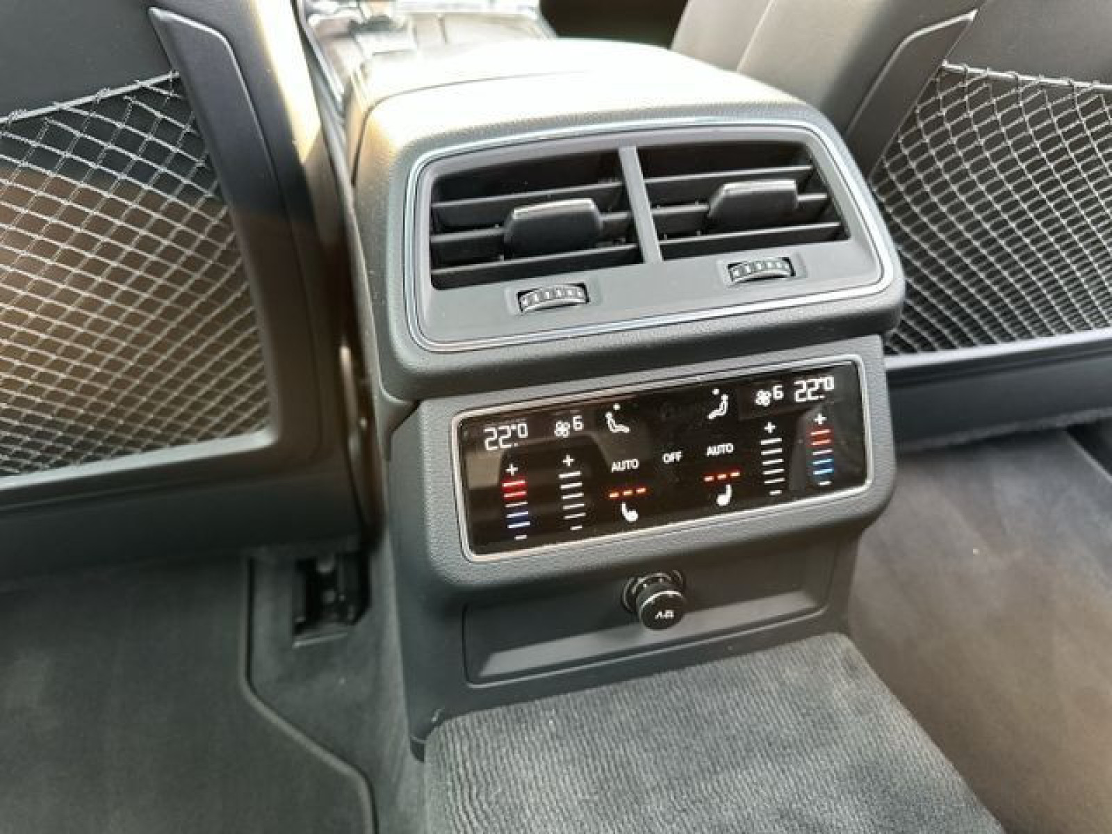 Audi - A6 Limousine_24