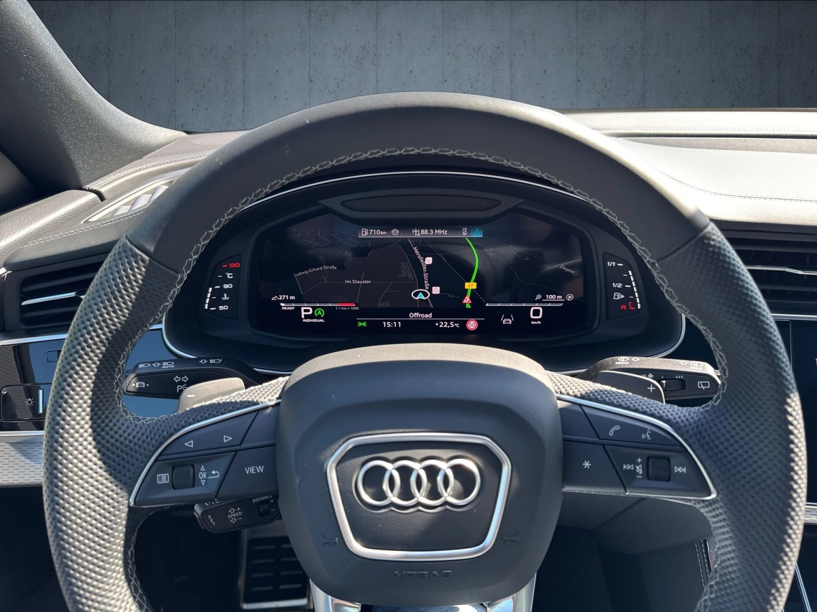 Audi - Q8_27 Audi - Q8_27