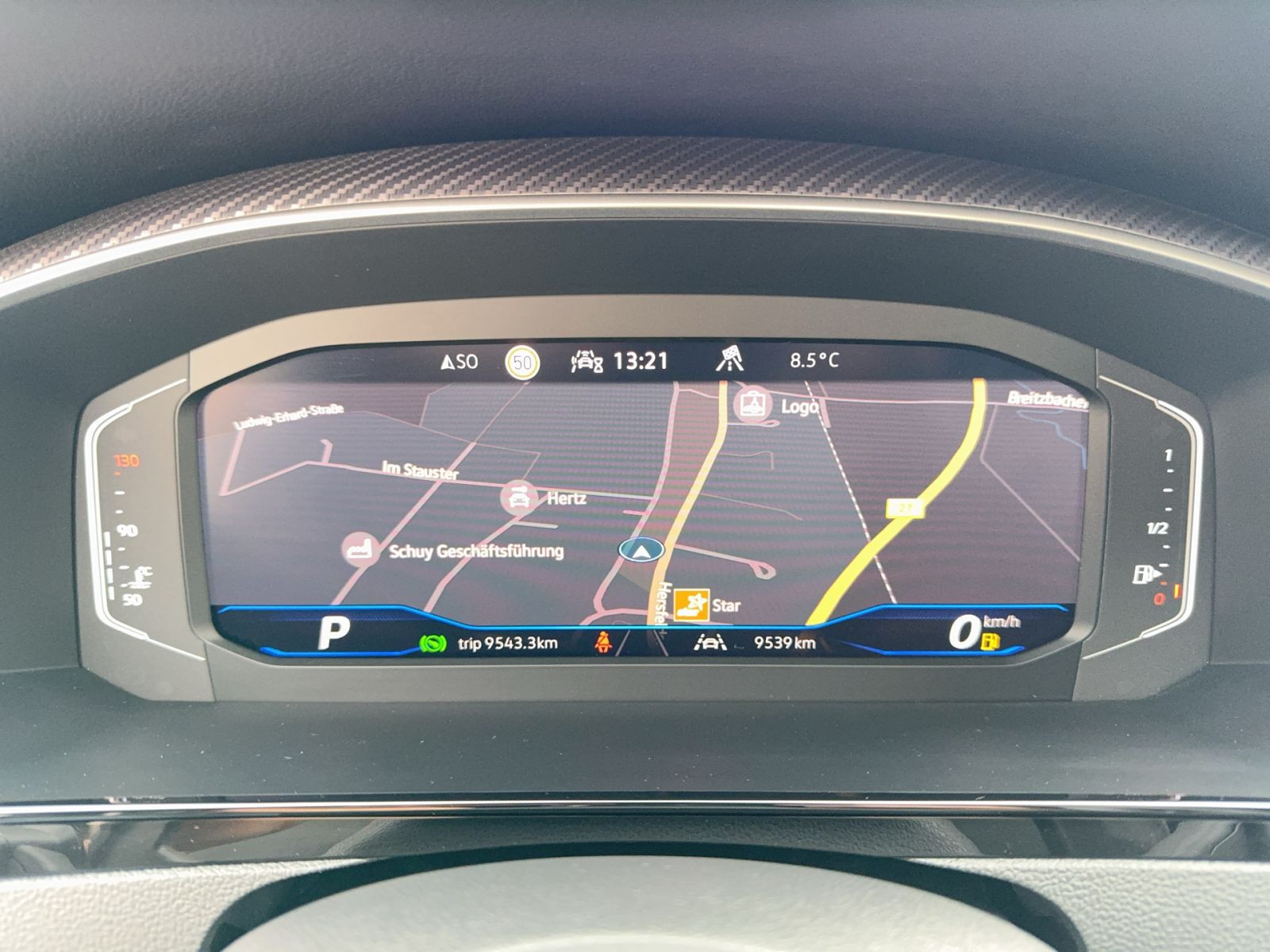 Volkswagen - Arteon_10