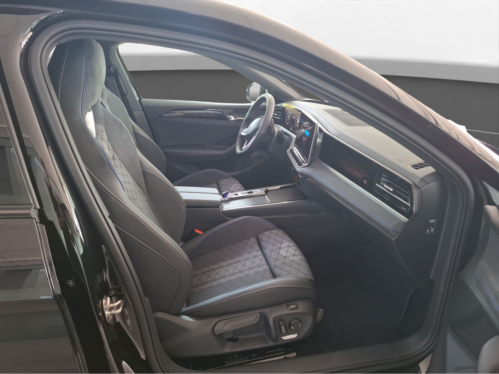 Volkswagen - Passat_11