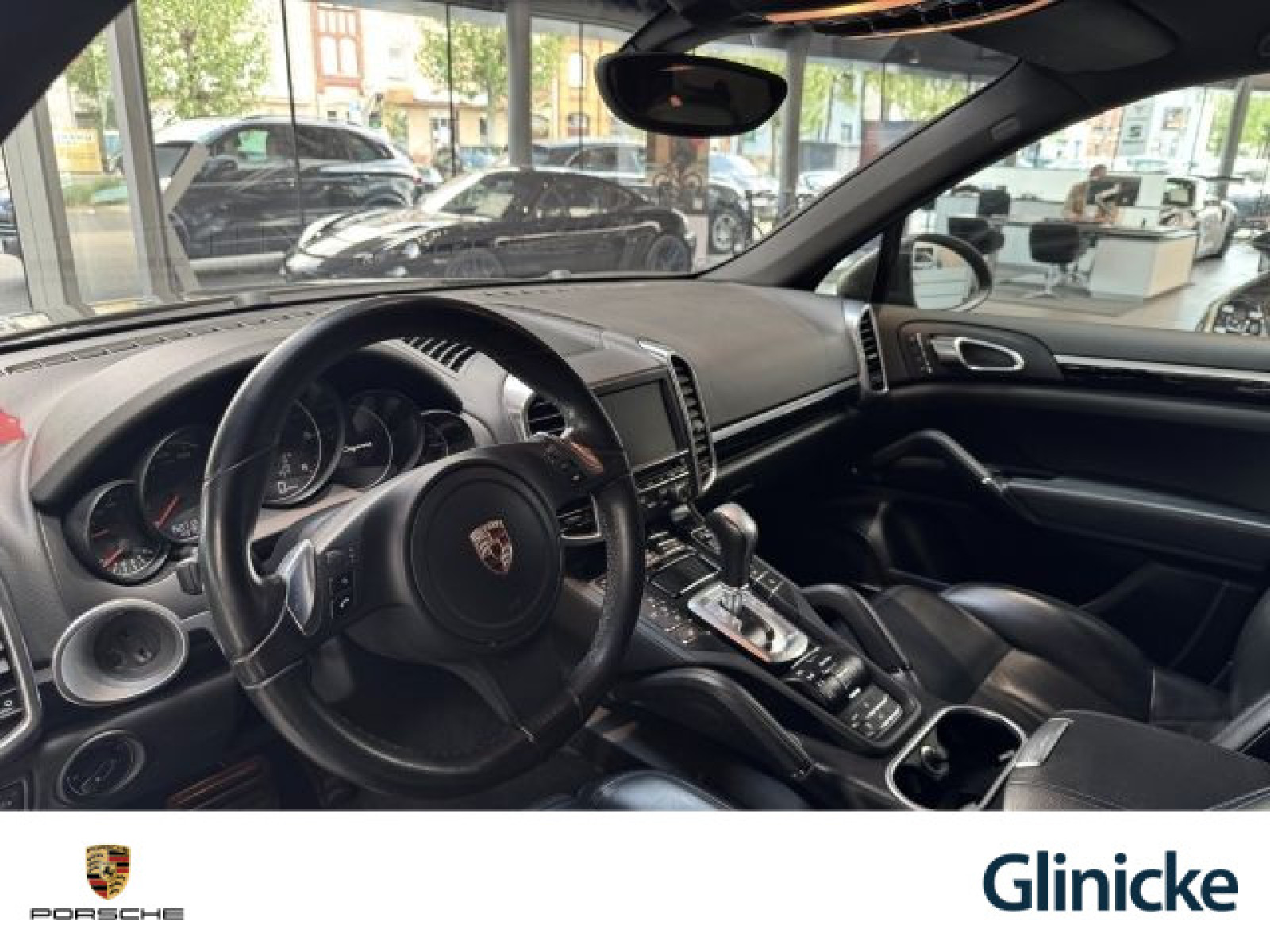 Porsche - Cayenne_40
