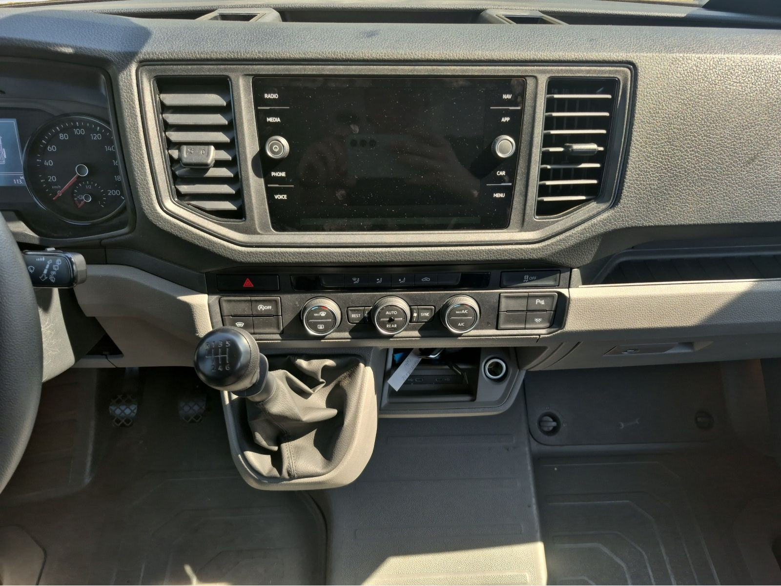 Volkswagen - Crafter_5