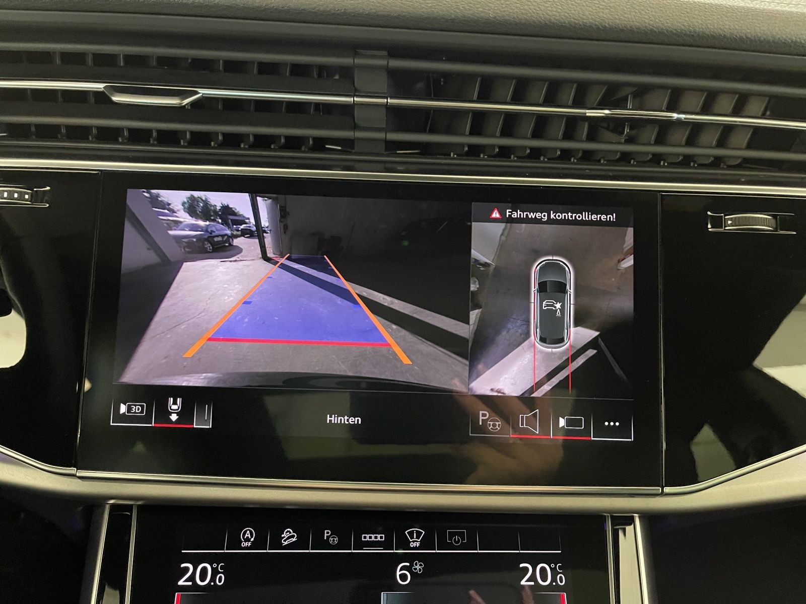 Audi - Q8_25 Audi - Q8_25