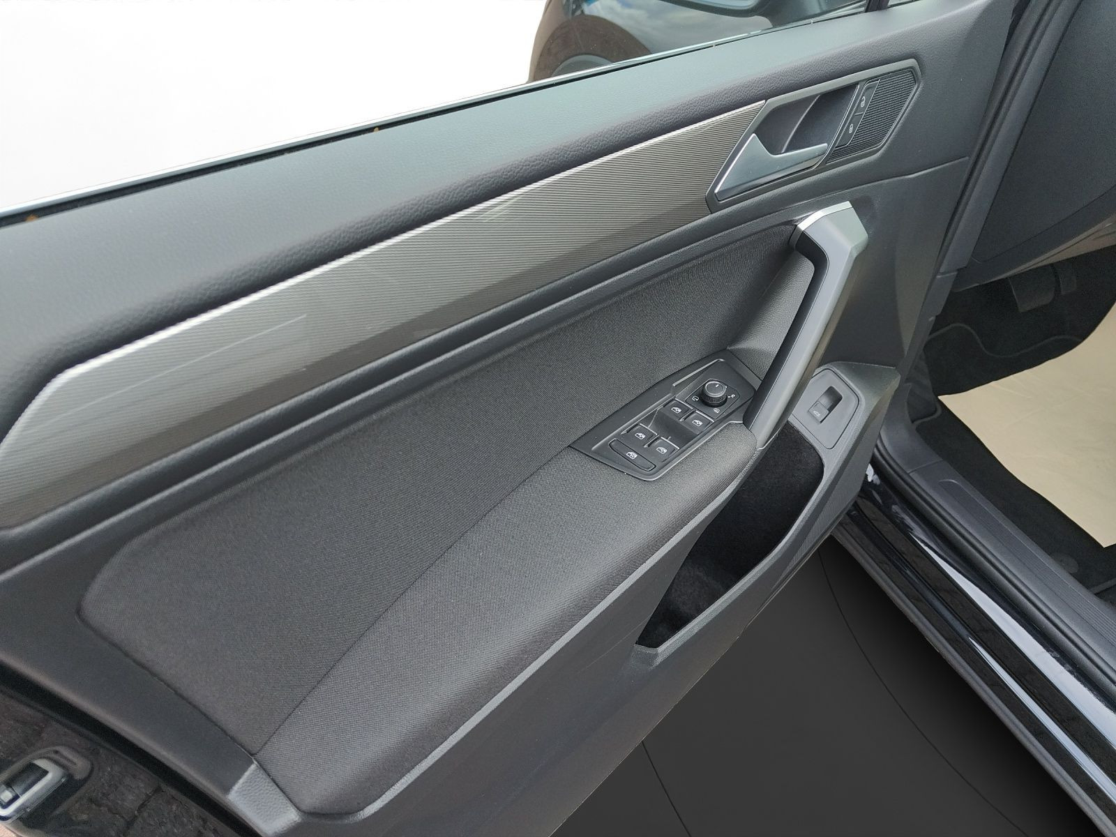 Volkswagen - Tiguan Allspace_5