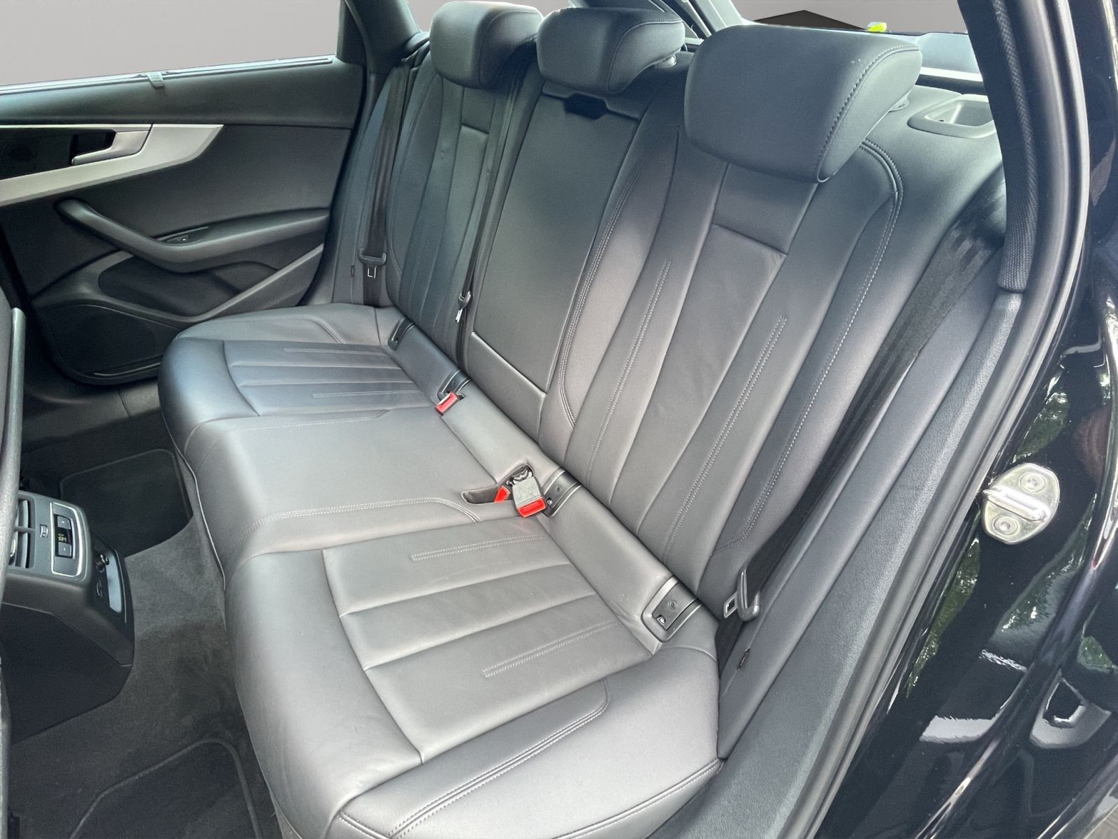 Audi - A4 Avant_18