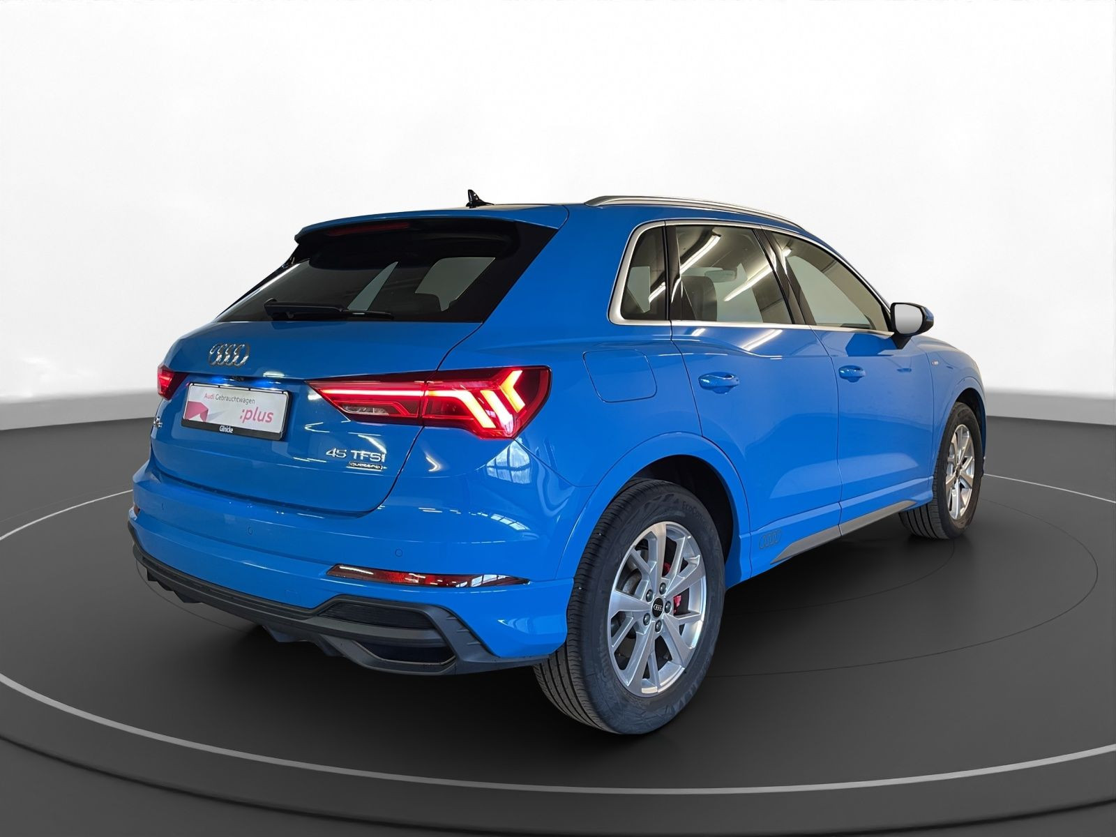 Audi - Q3_6