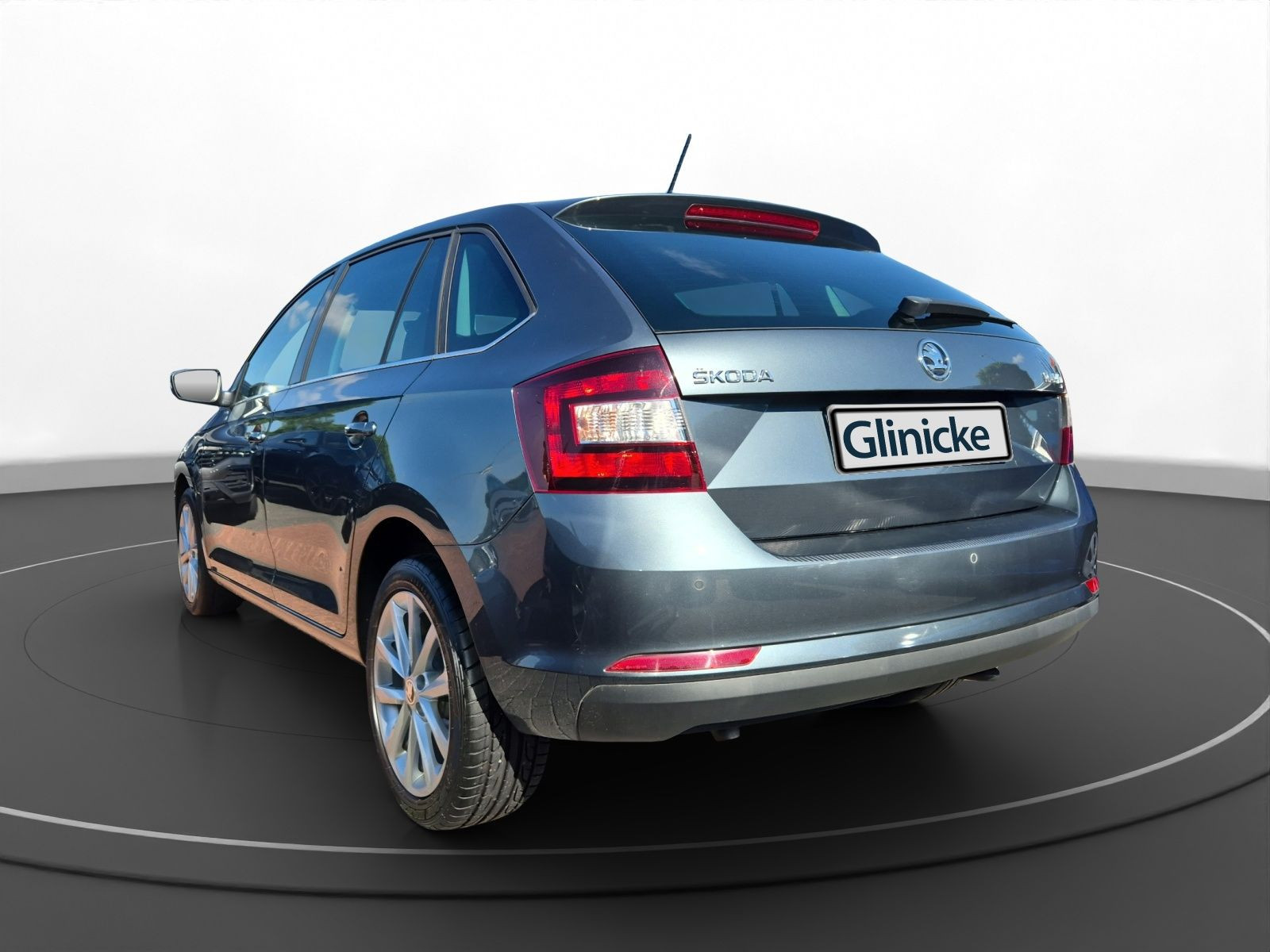 Škoda - Rapid Spaceback_8