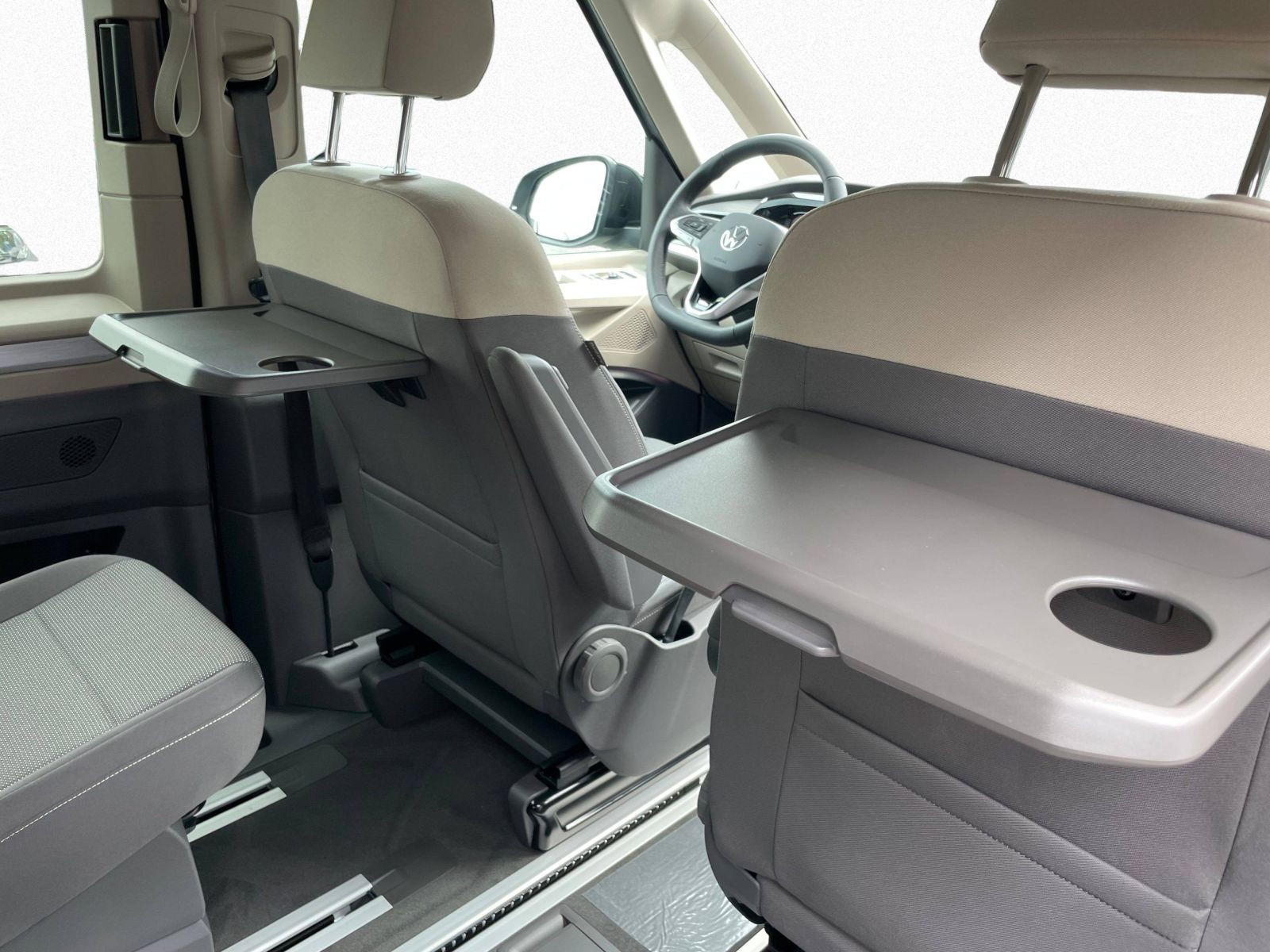 Volkswagen - Multivan_10