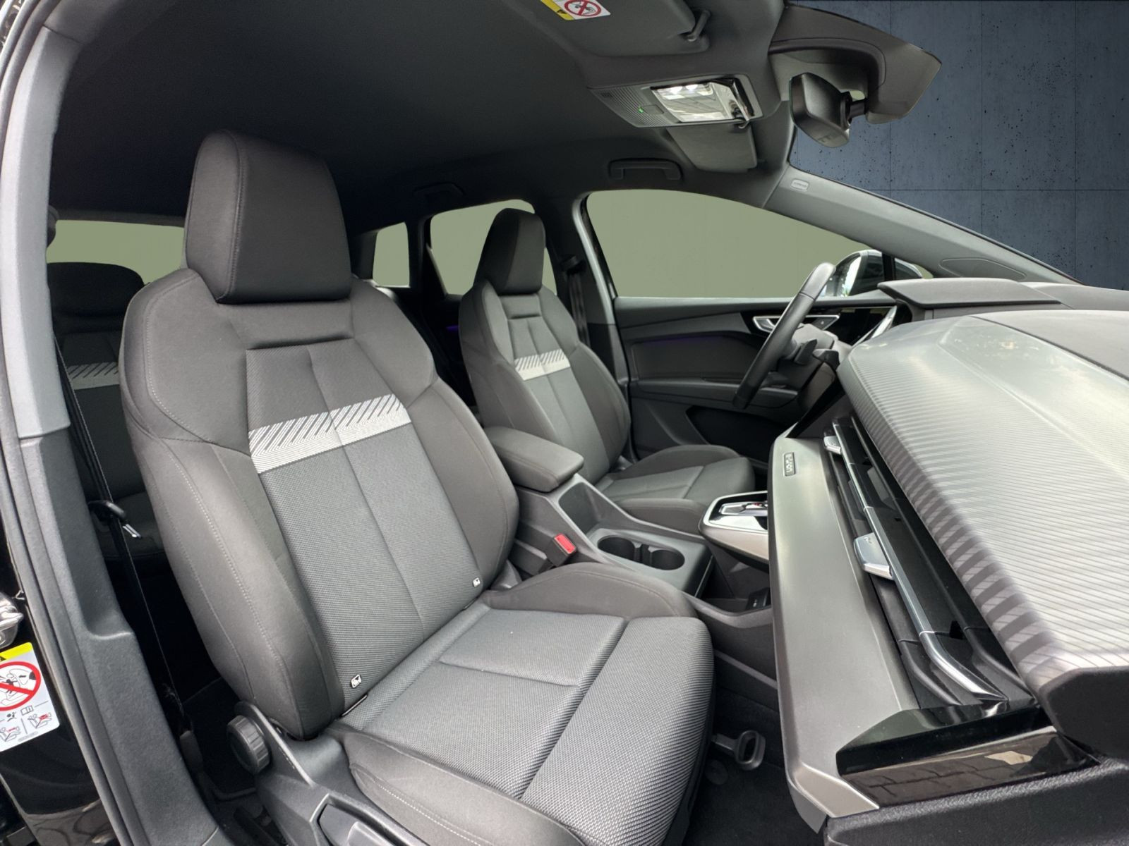 Audi - Q4_18