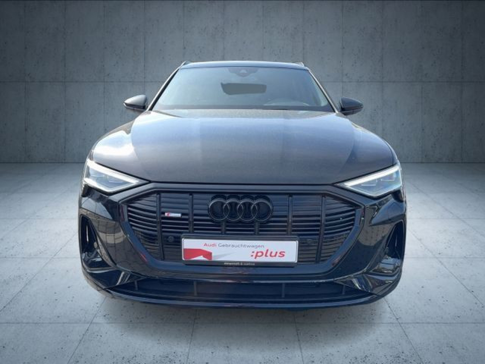 Audi - e-tron_10