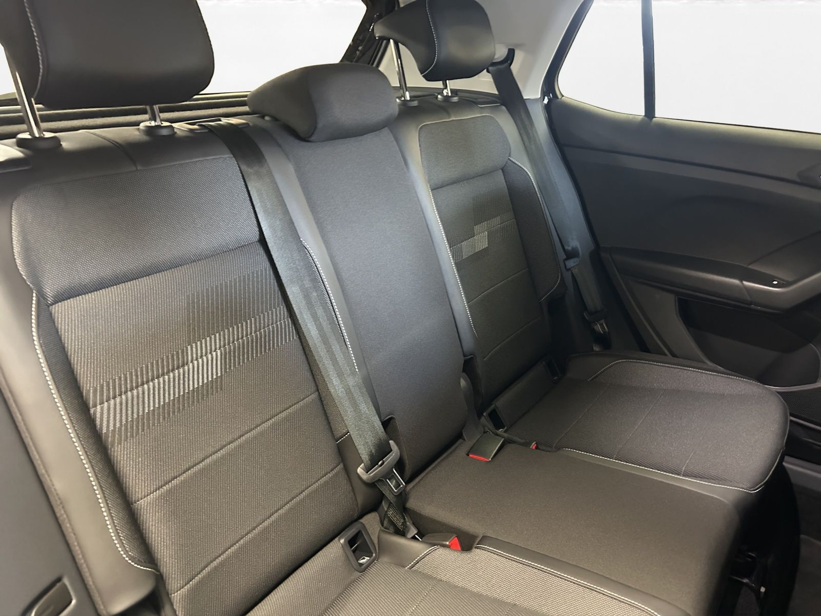 Volkswagen - T-Cross_19