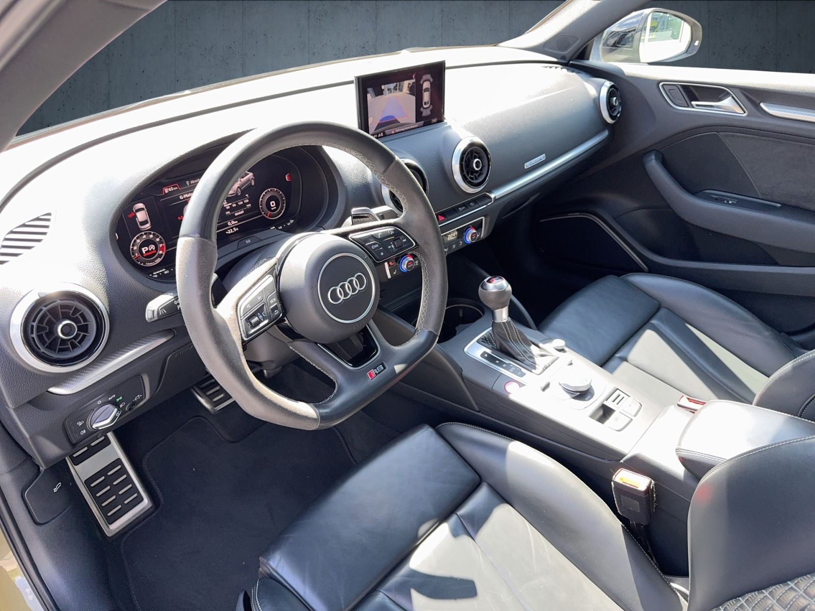 Audi - RS 3 Limousine_11