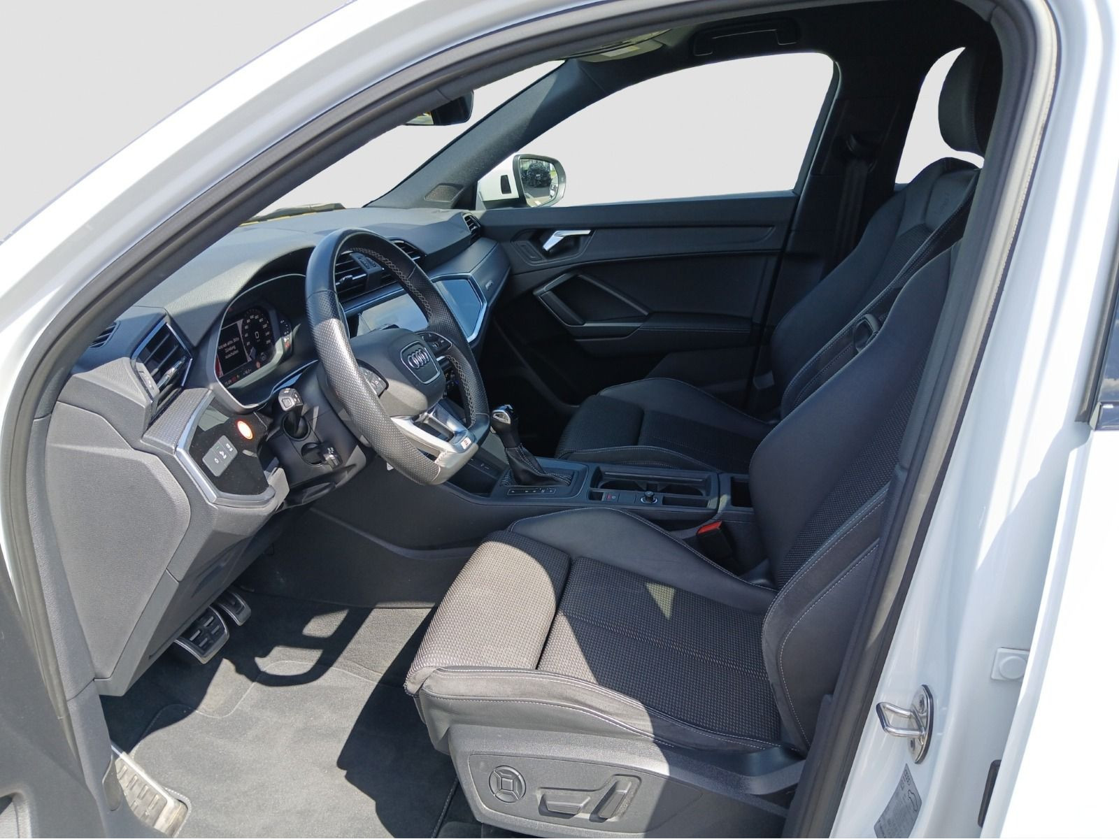 Audi - Q3 Sportback_8
