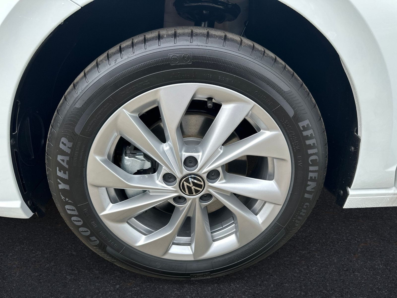 Volkswagen - Polo_9