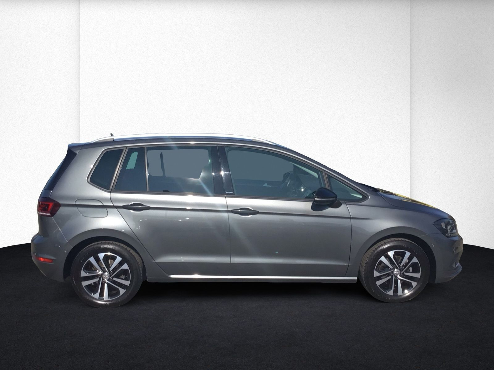 Volkswagen - Golf Sportsvan_8
