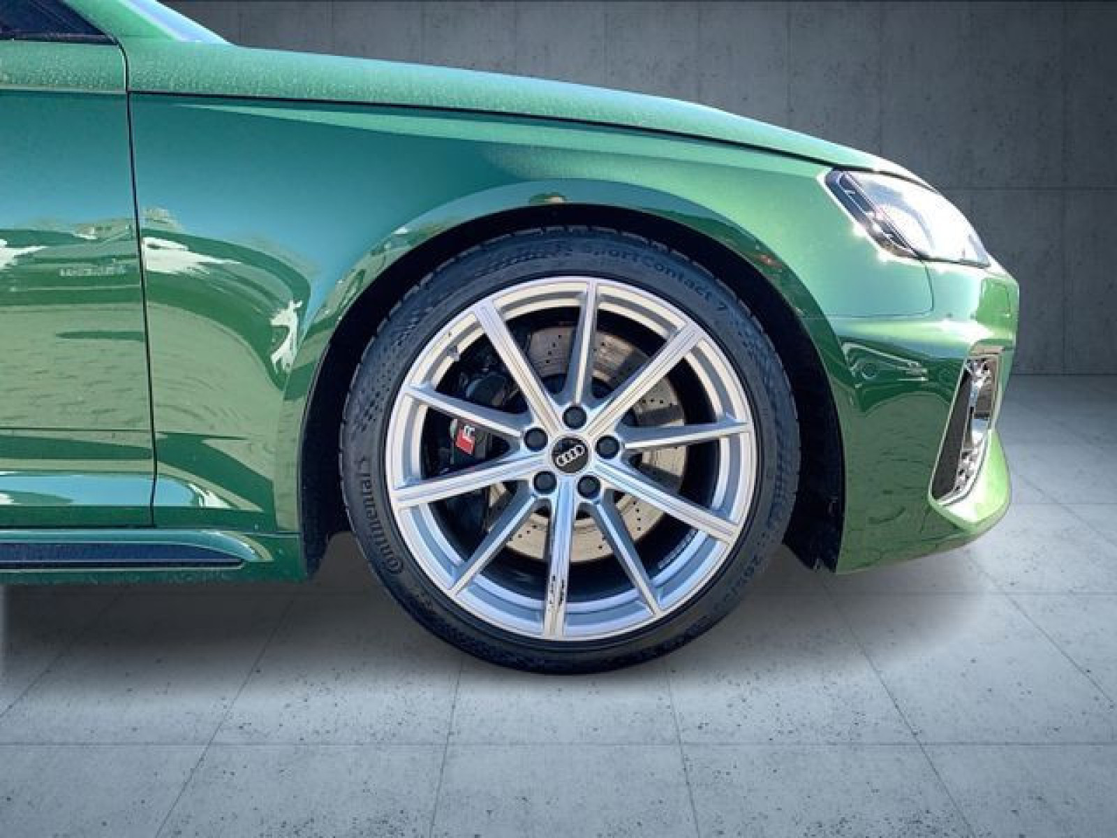 Audi - RS 4 Avant_9