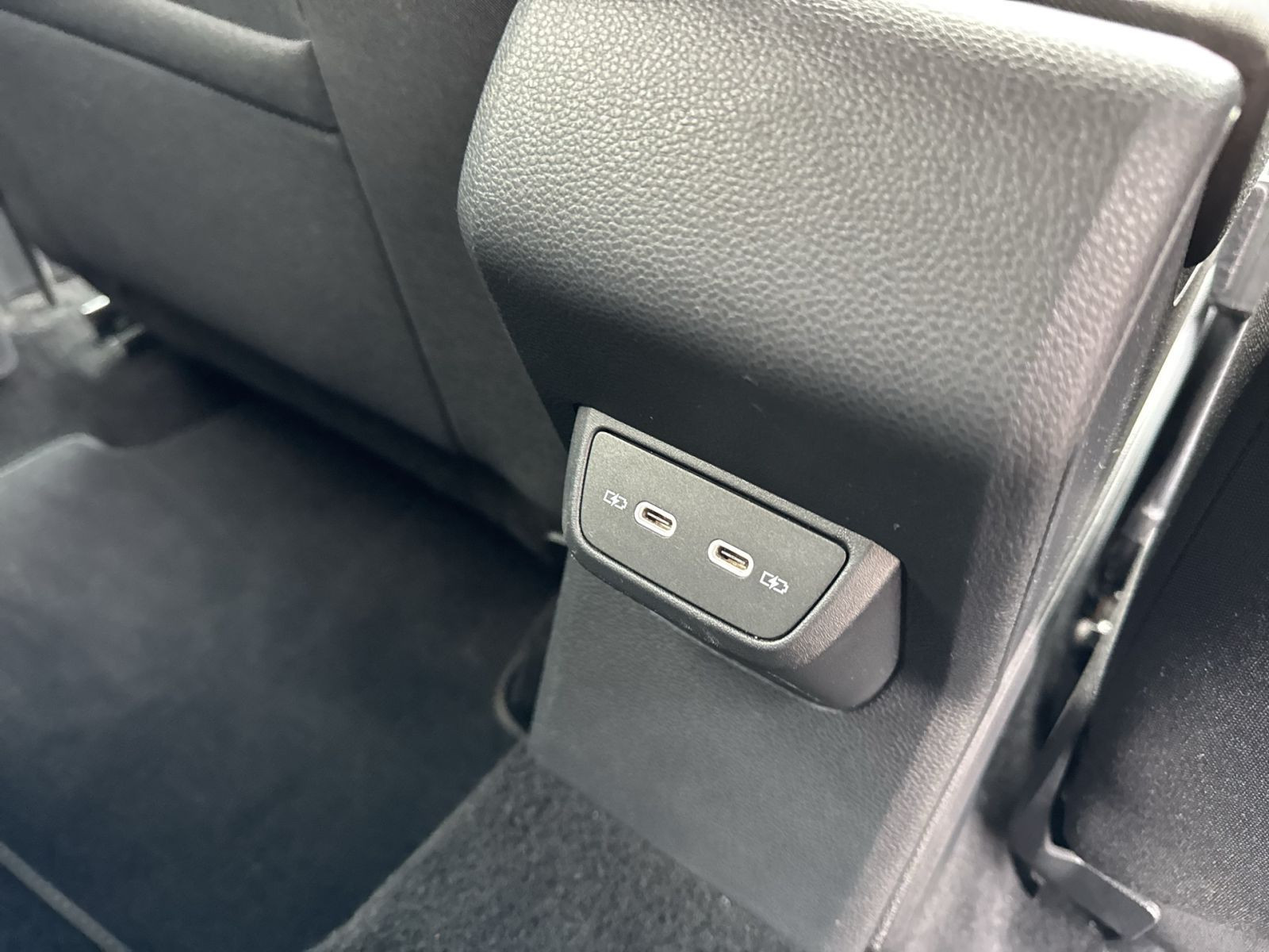 Volkswagen - Polo_19