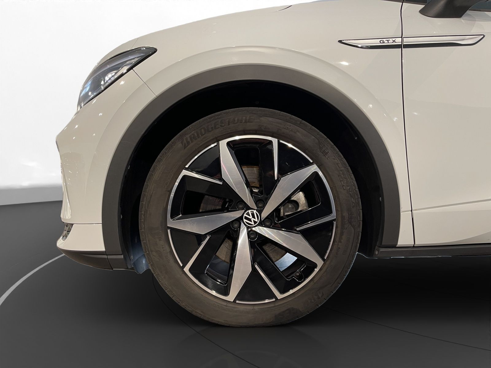 Volkswagen - ID.4_13