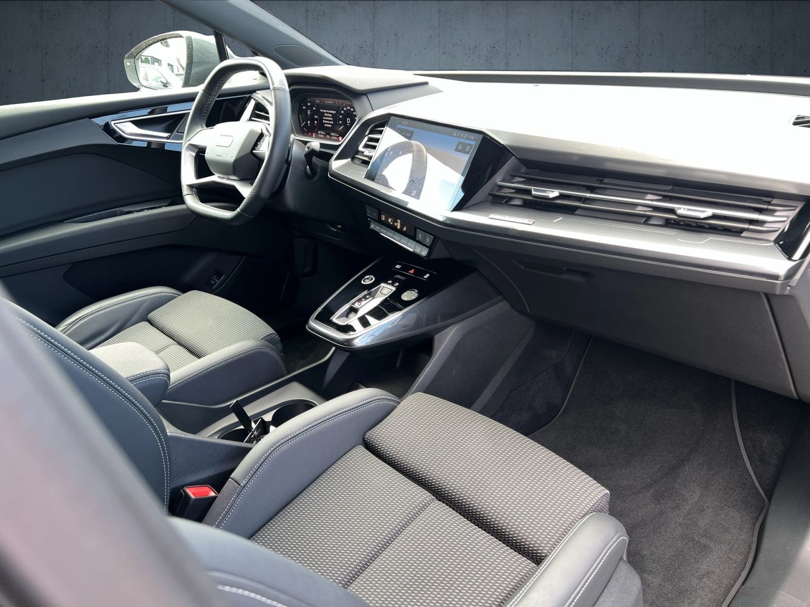 Audi - Q4 Sportback e-tron_16