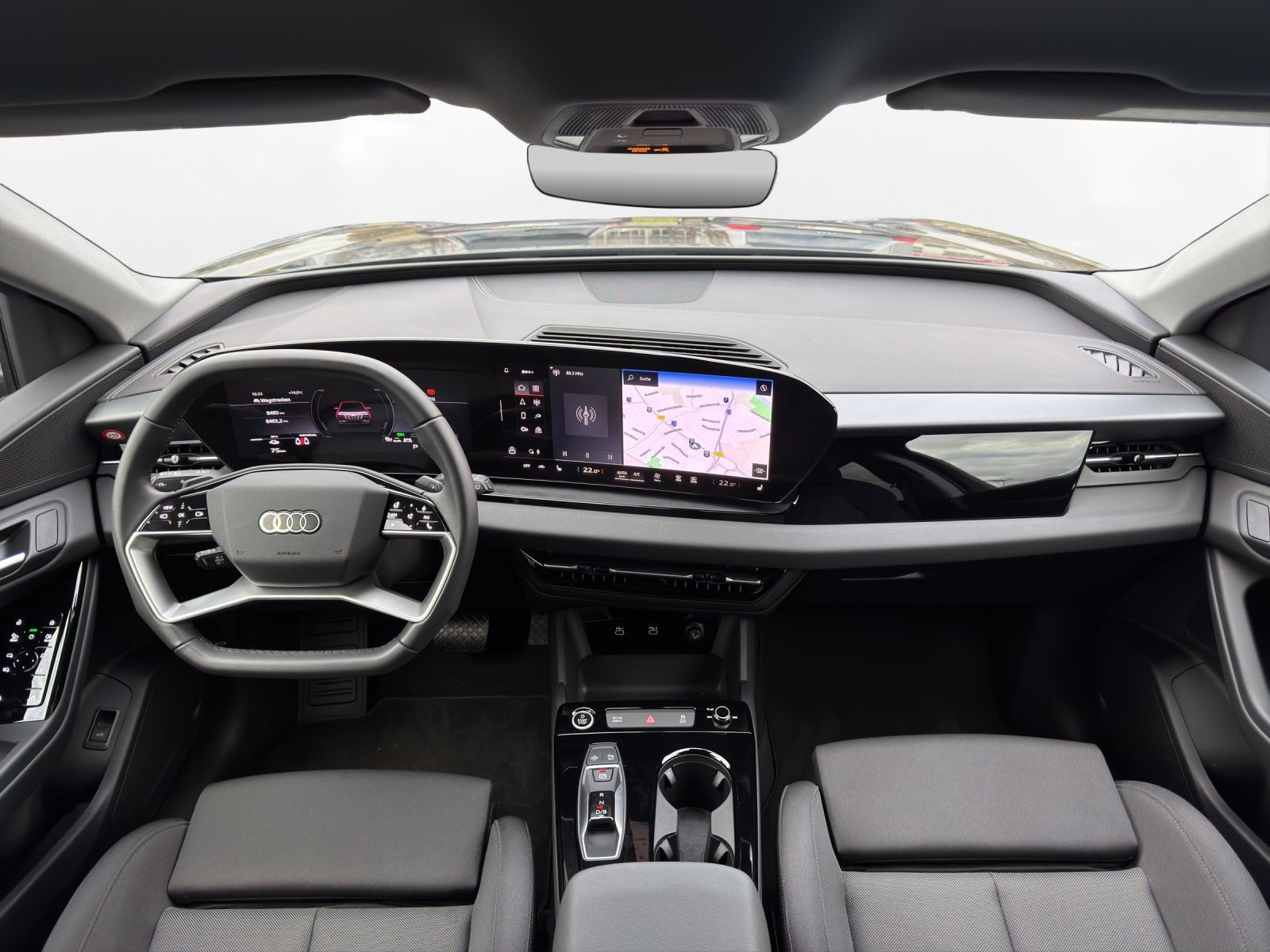 Audi - Q6 SUV e-tron_22