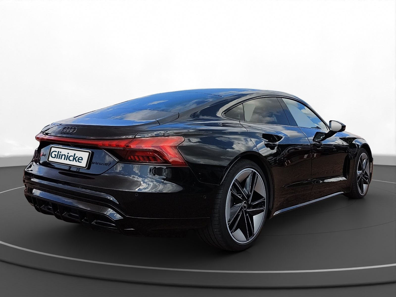 Audi - e-tron_12