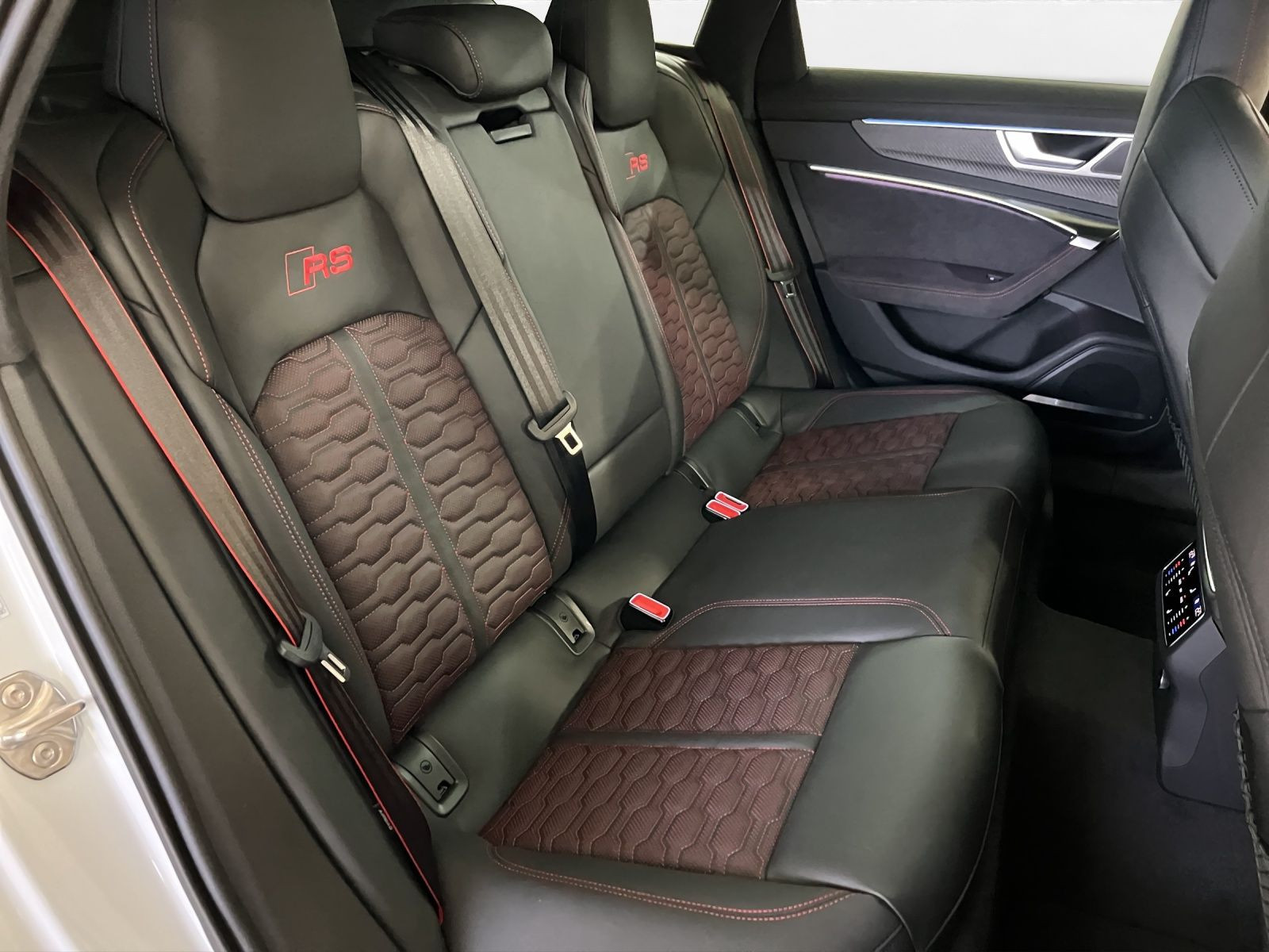Audi - RS 6 Avant performance_22