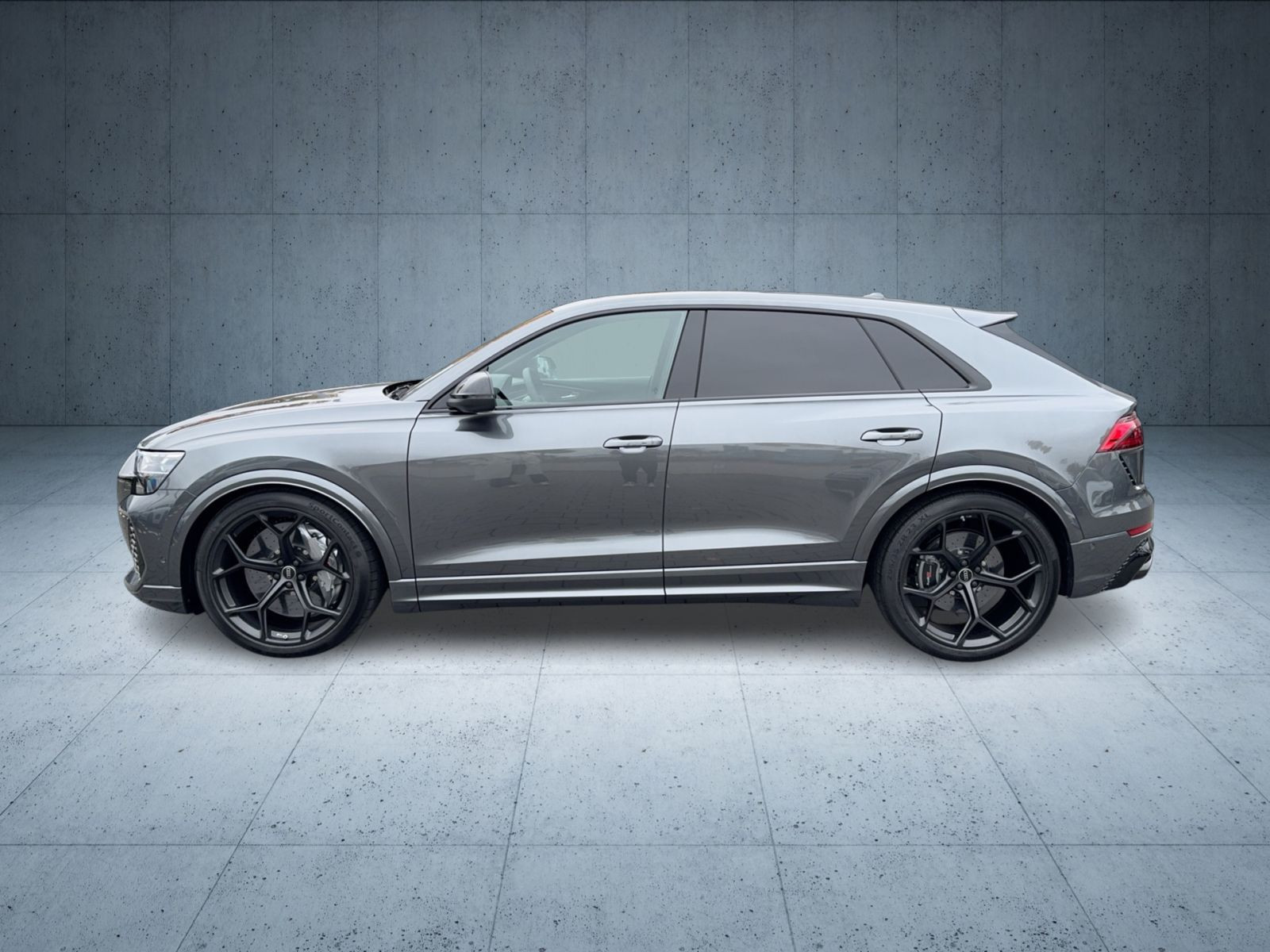 Audi - RS Q8_2