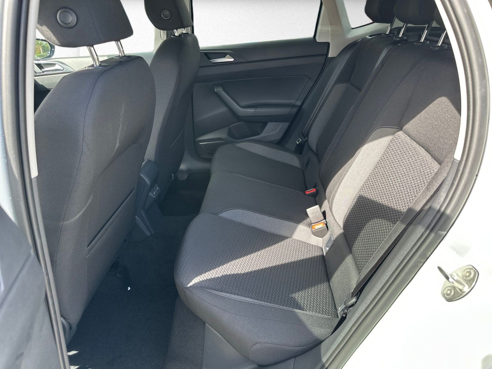 Volkswagen - Polo_14