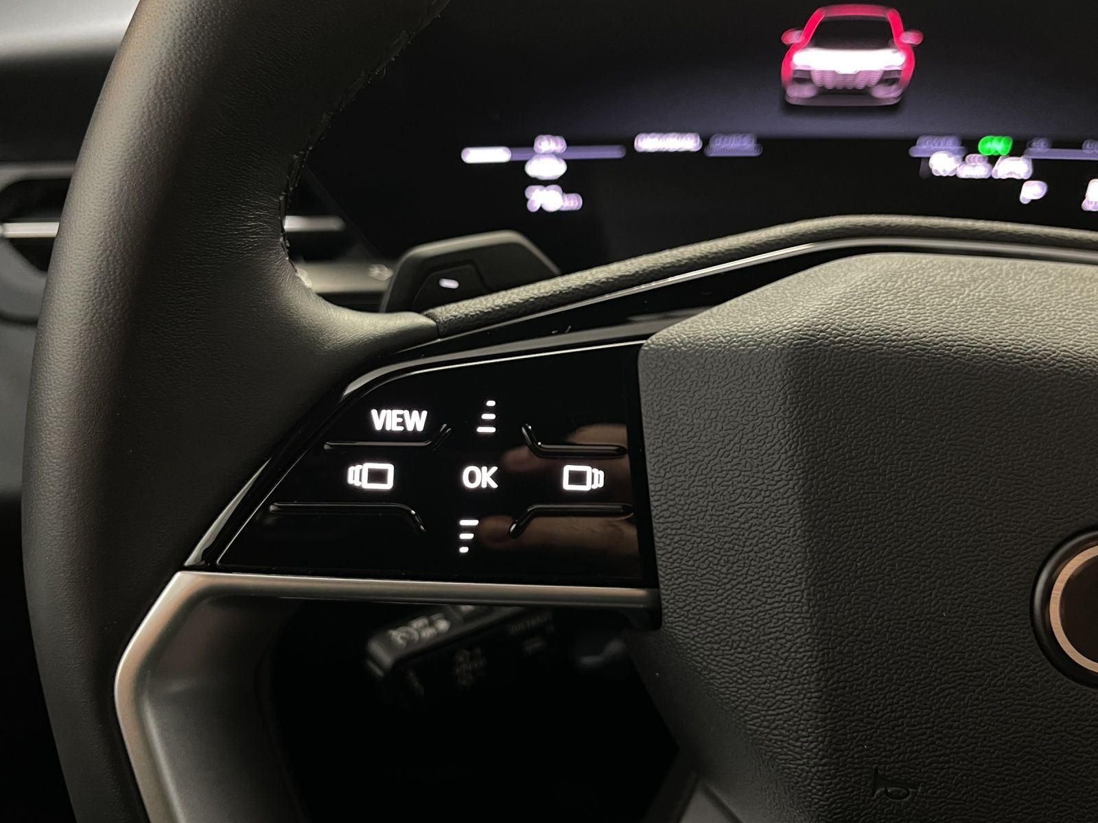 Audi - Q6 SUV e-tron_26