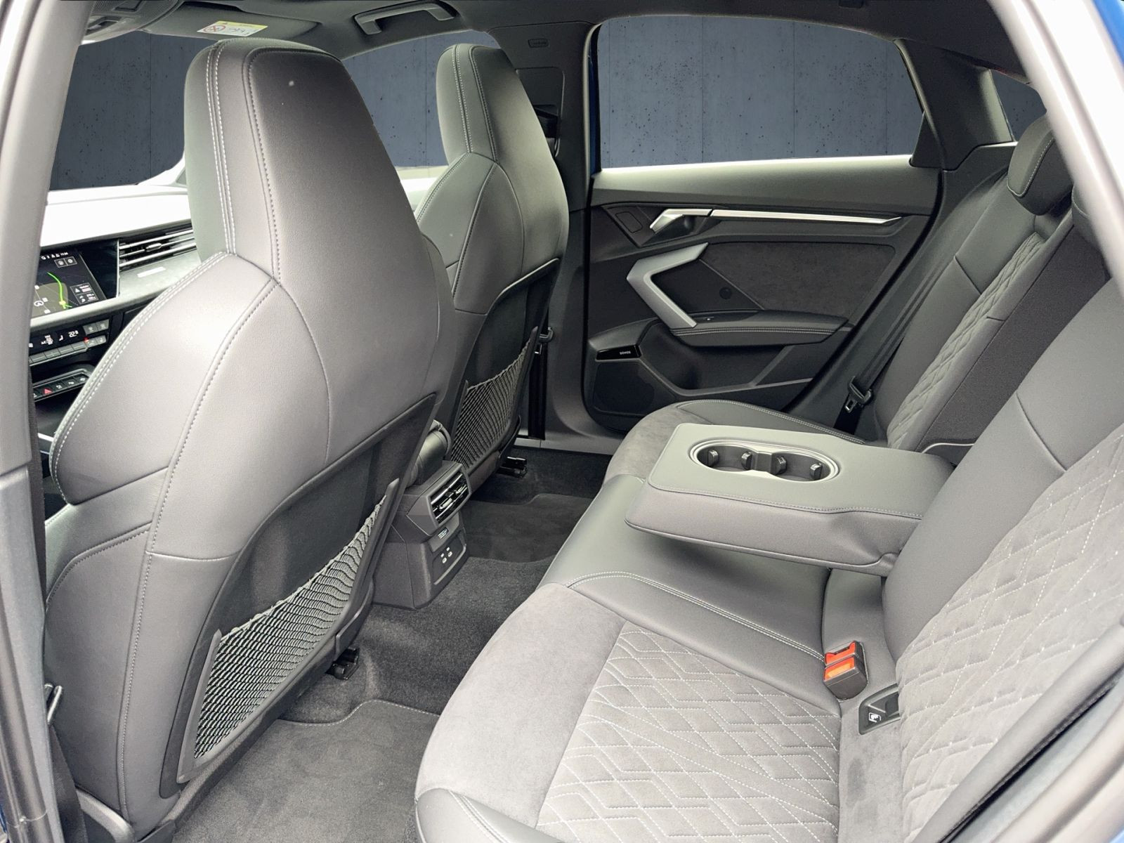 Audi - S3 Limousine_14