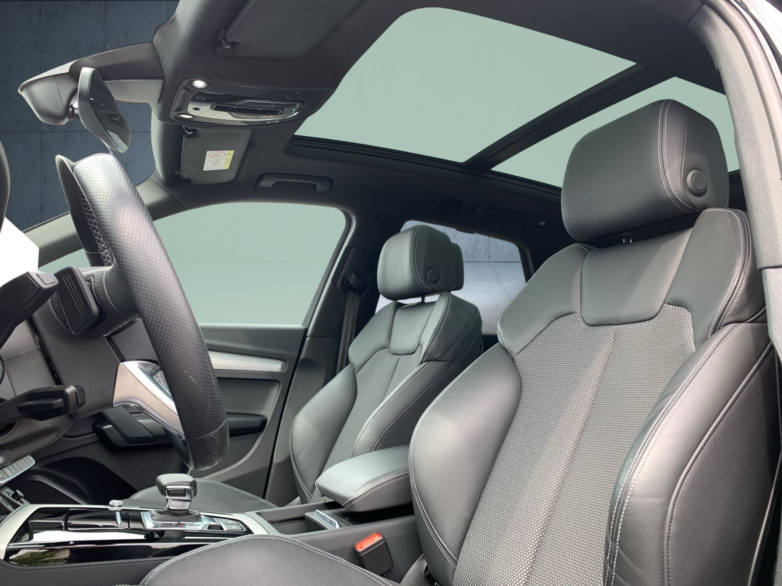 Audi - Q5_30
