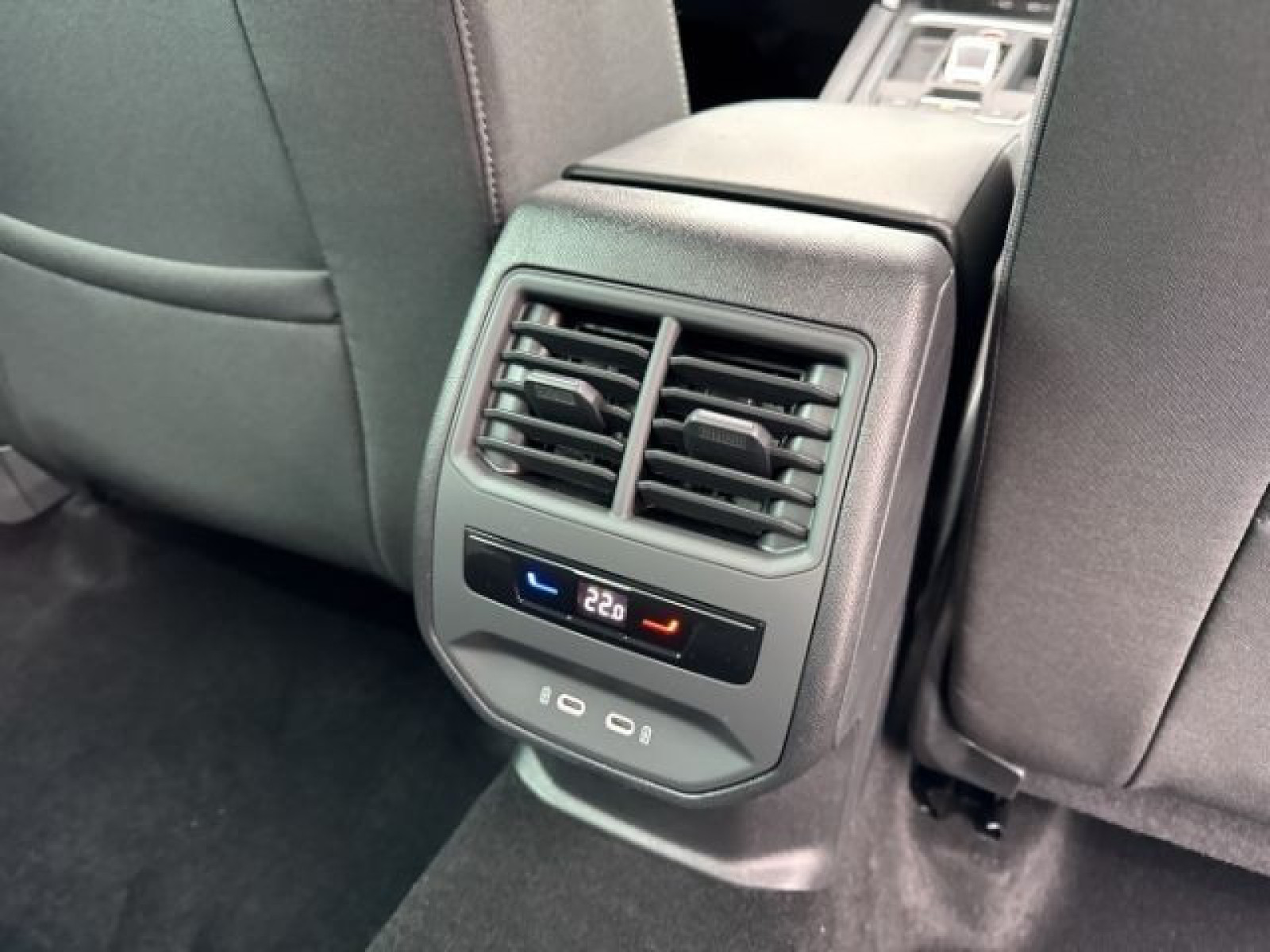 Seat - Leon_21