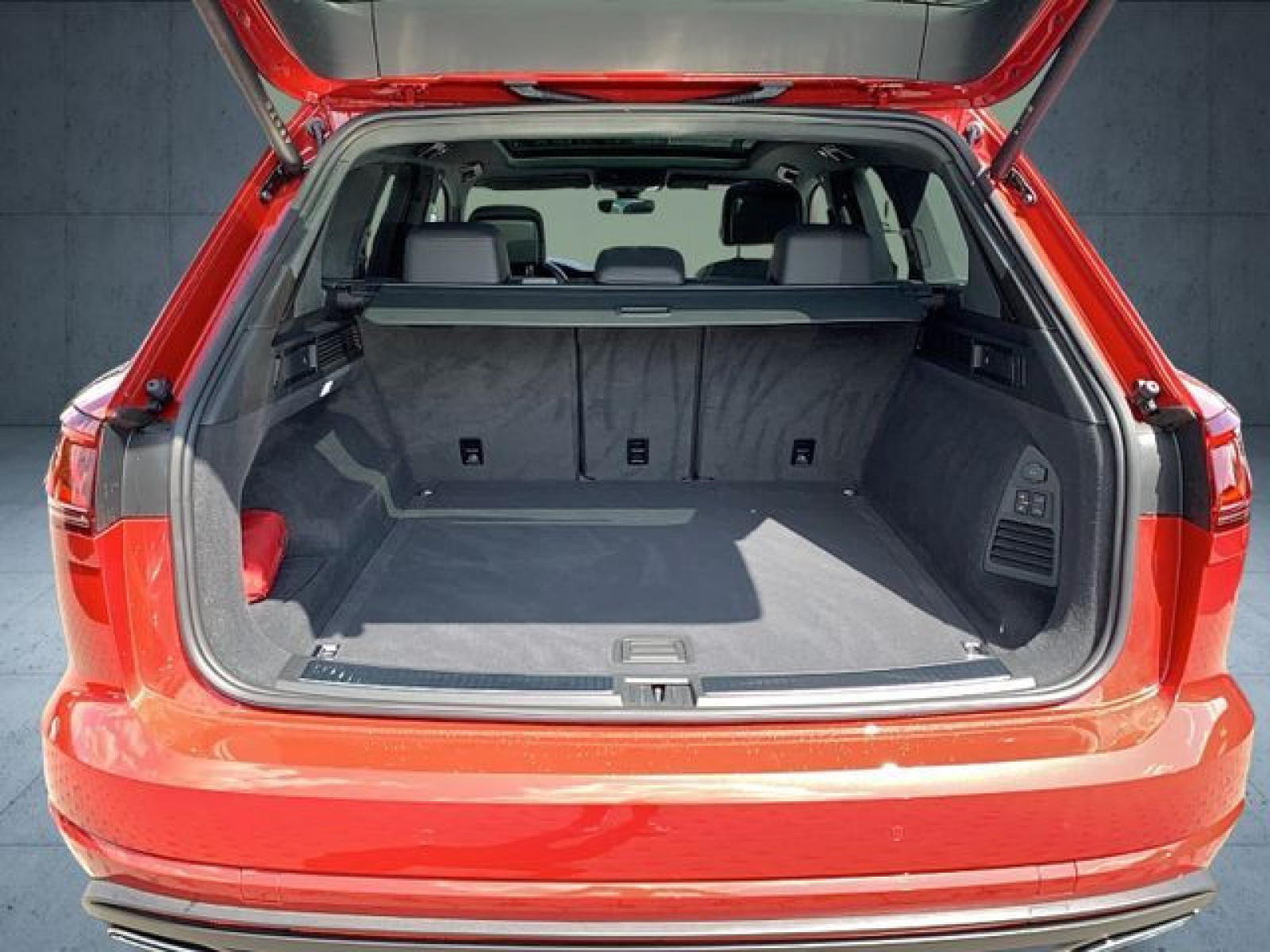 Volkswagen - Touareg_15