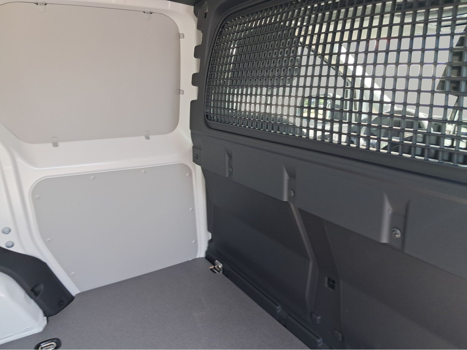 Volkswagen - Caddy Cargo_12