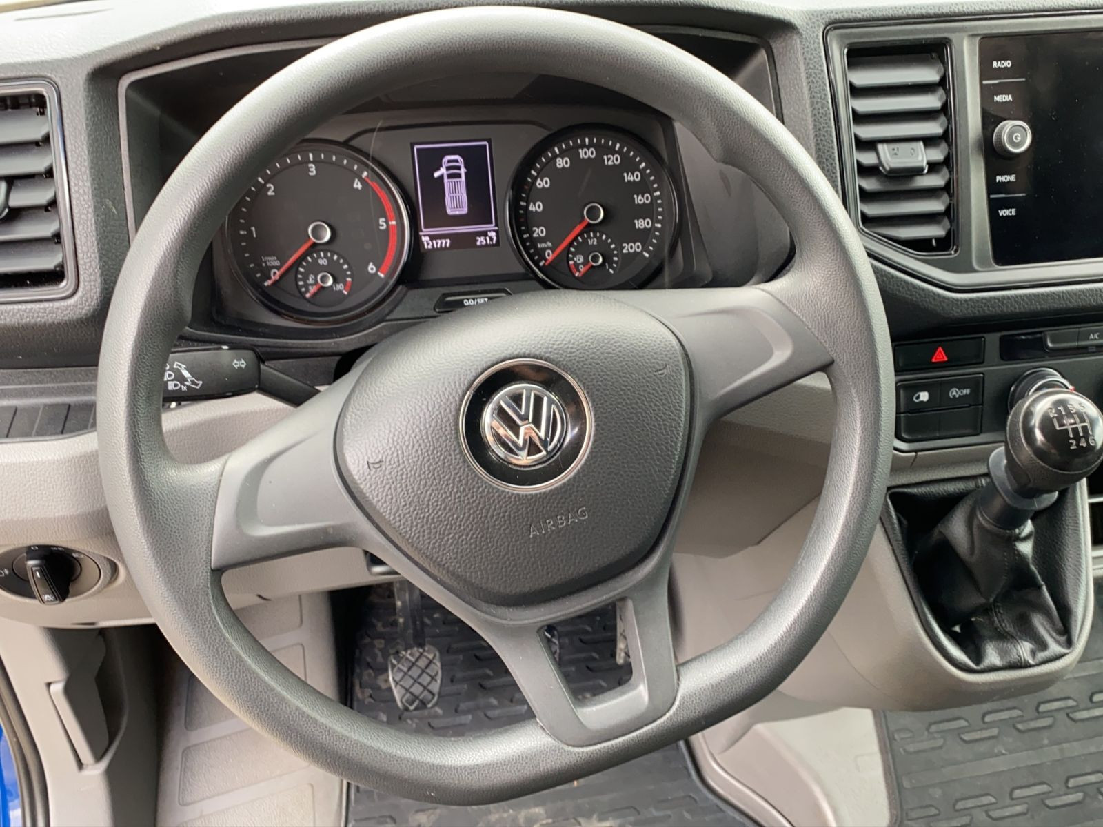 Volkswagen - Crafter_9
