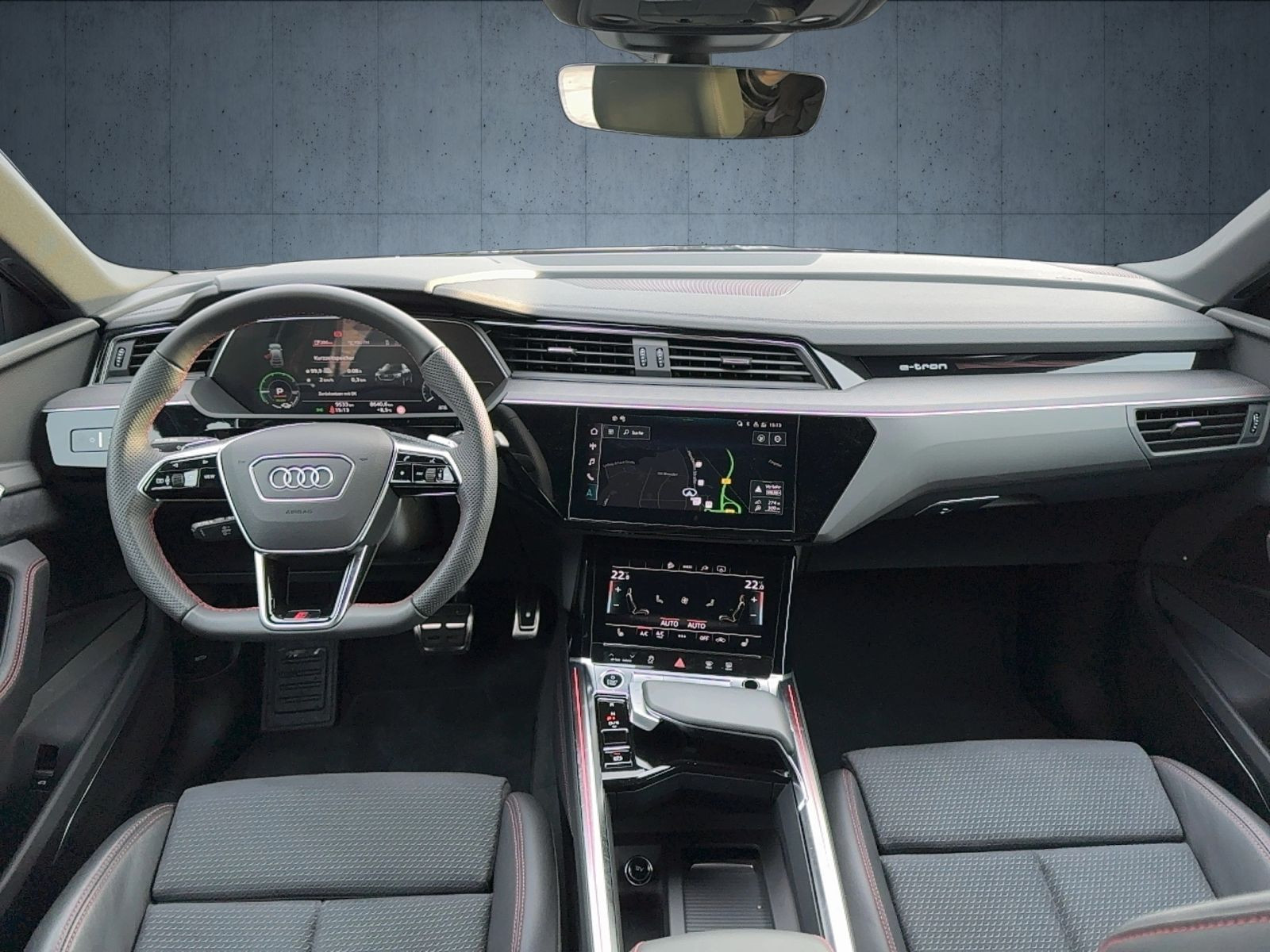 Audi - Q8 Sportback e-tron_13