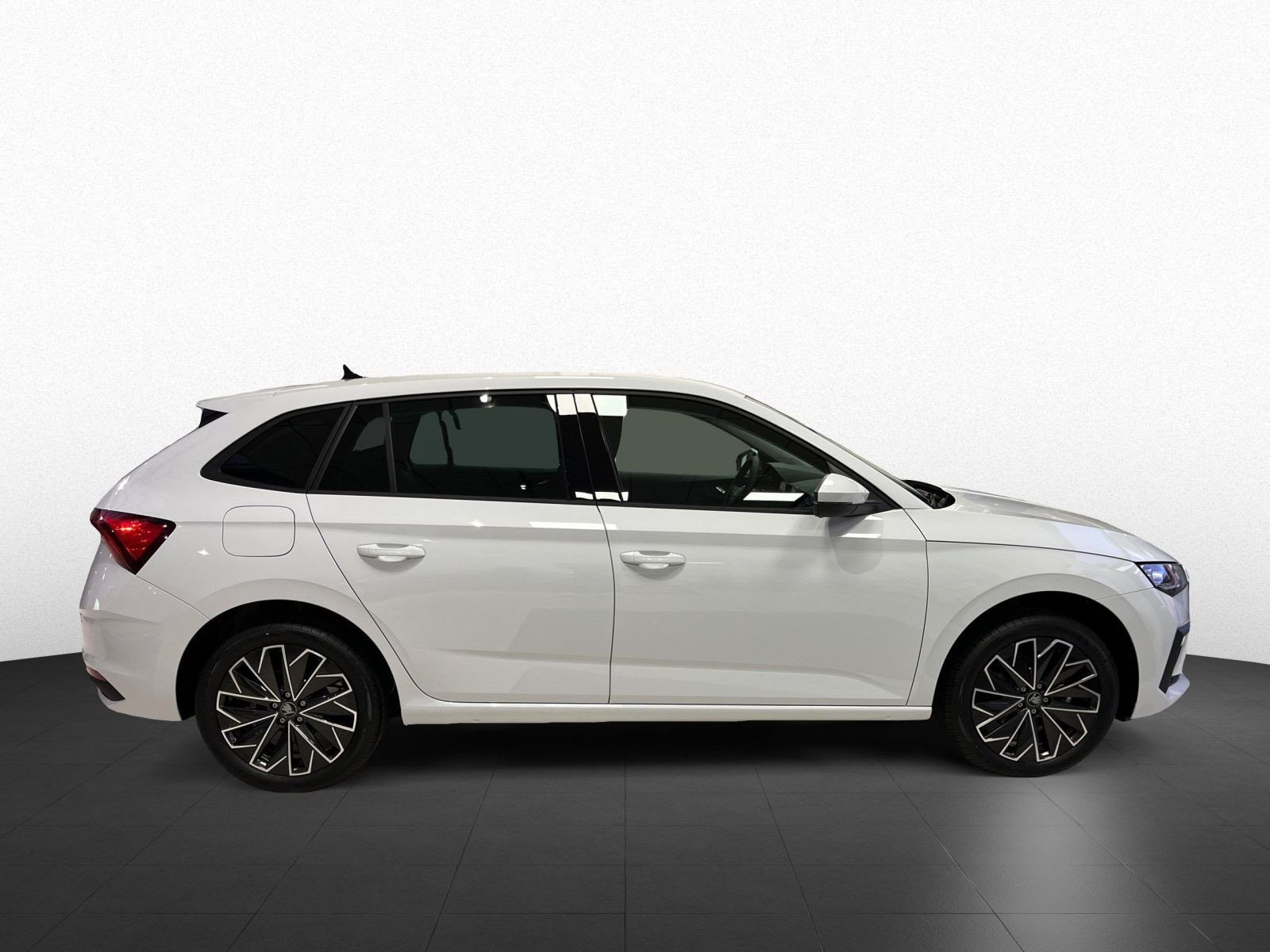 Škoda - Scala_8
