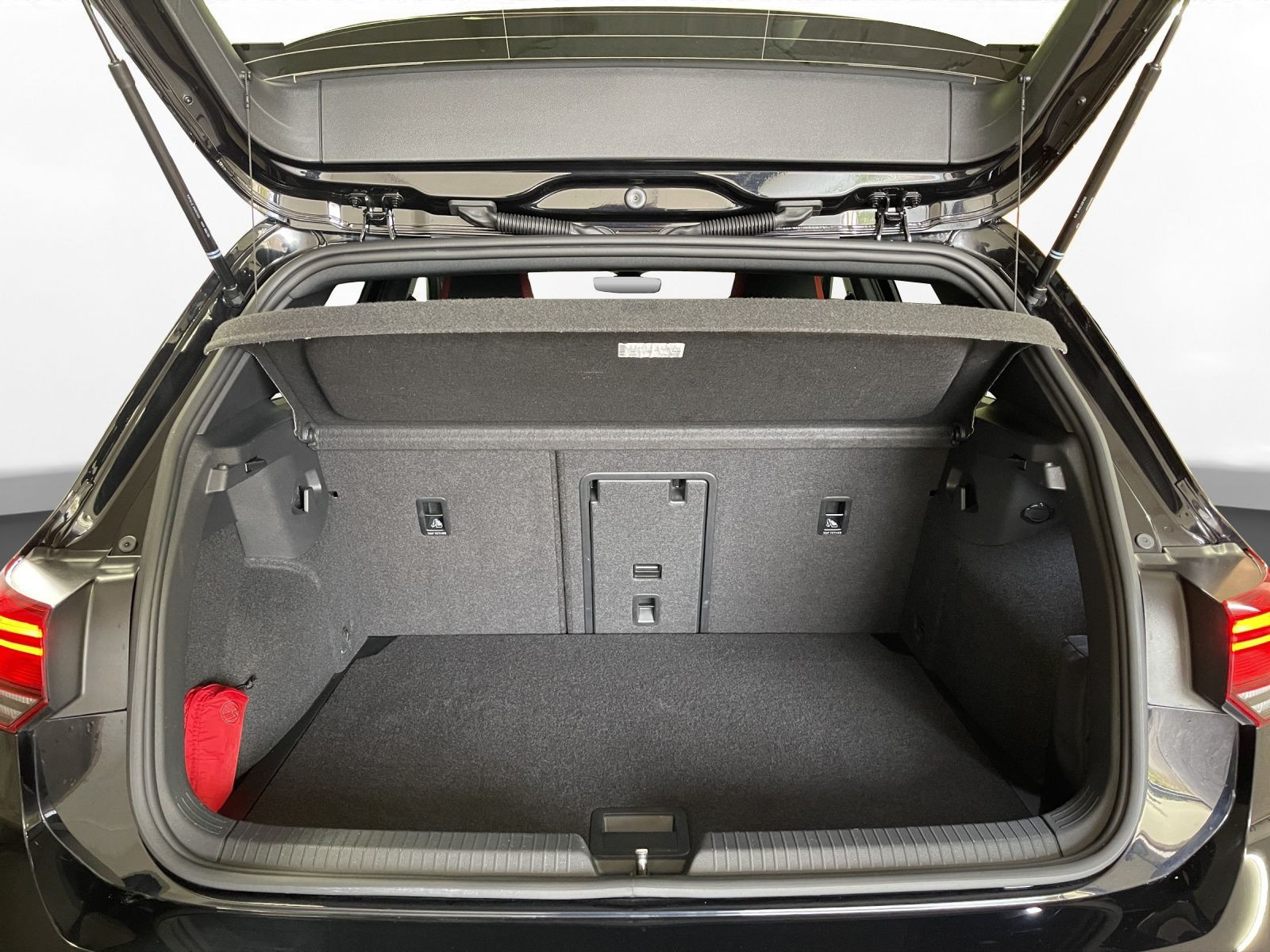 Volkswagen - Golf GTI_24