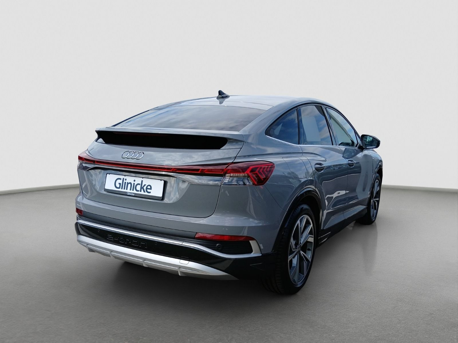 Audi - Q4 Sportback e-tron_6