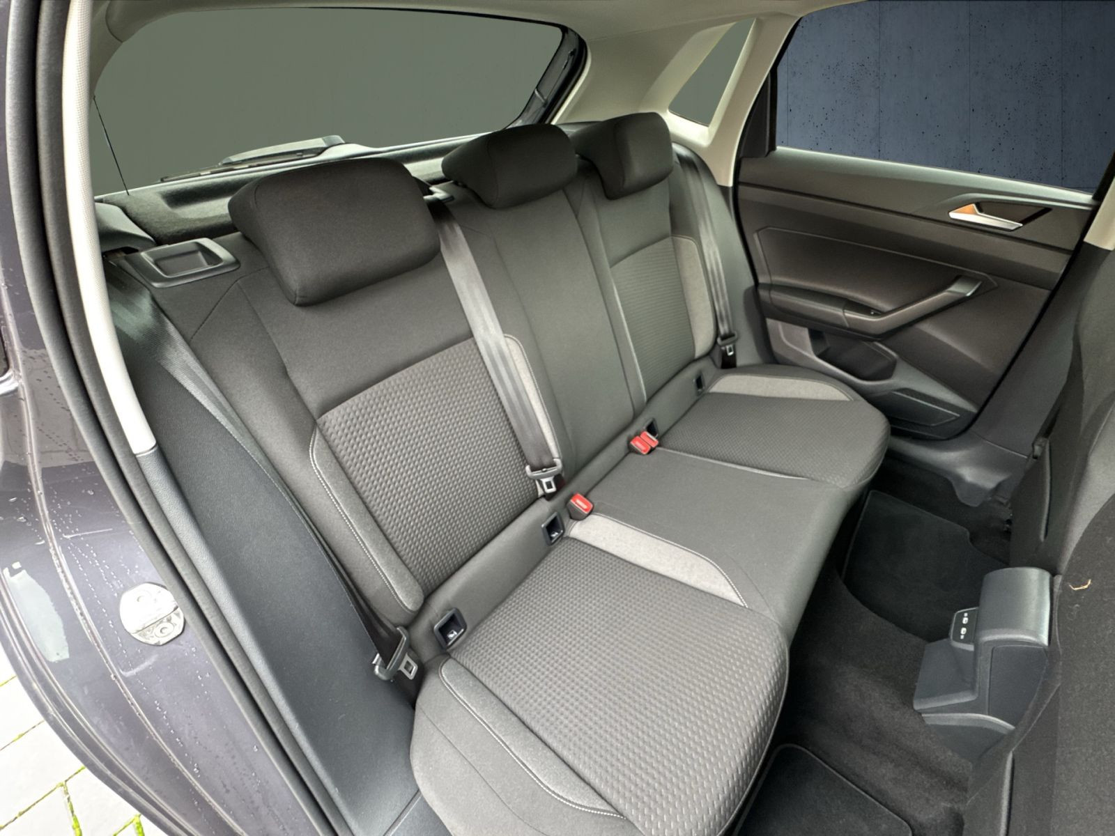 Volkswagen - Polo_17