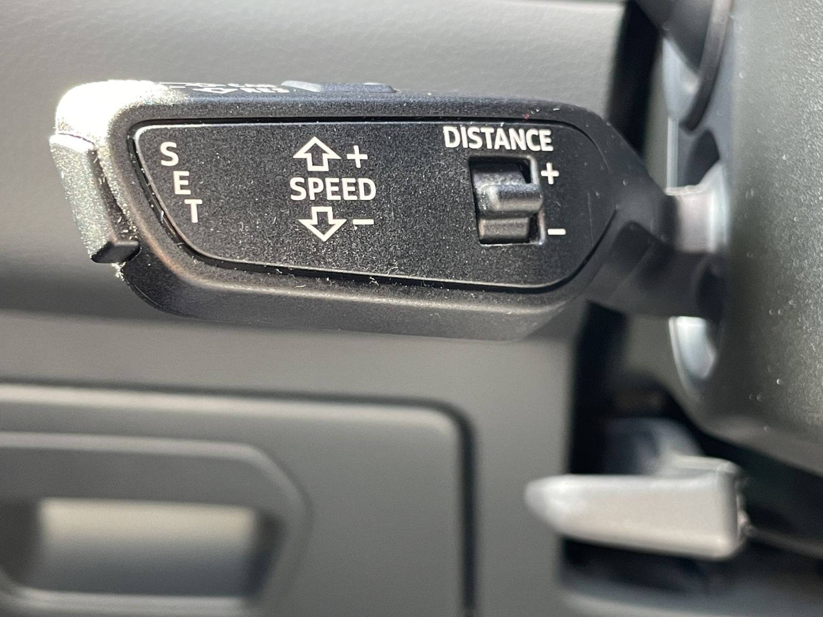 Audi - A6_27