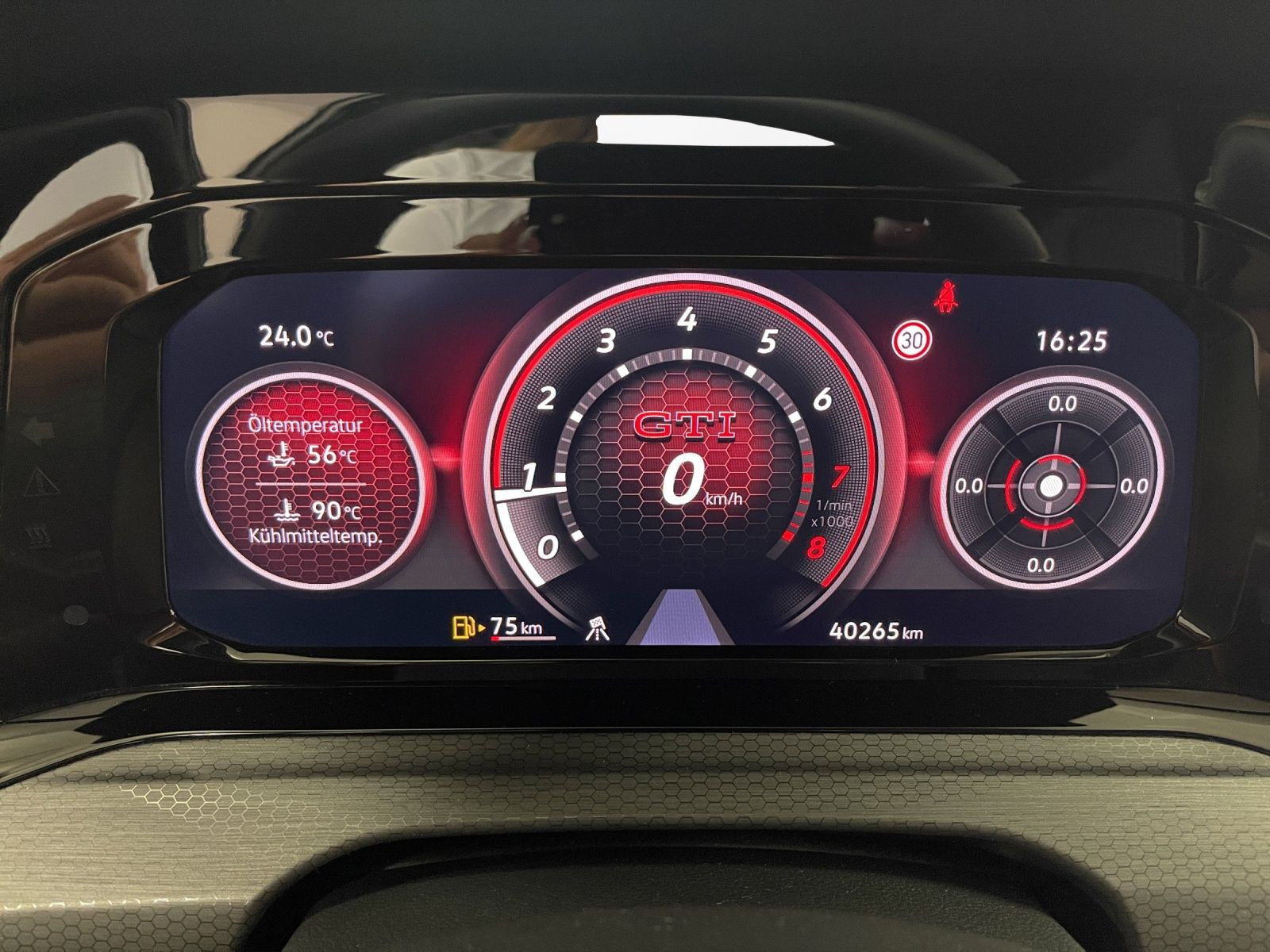 Volkswagen - Golf GTI_9