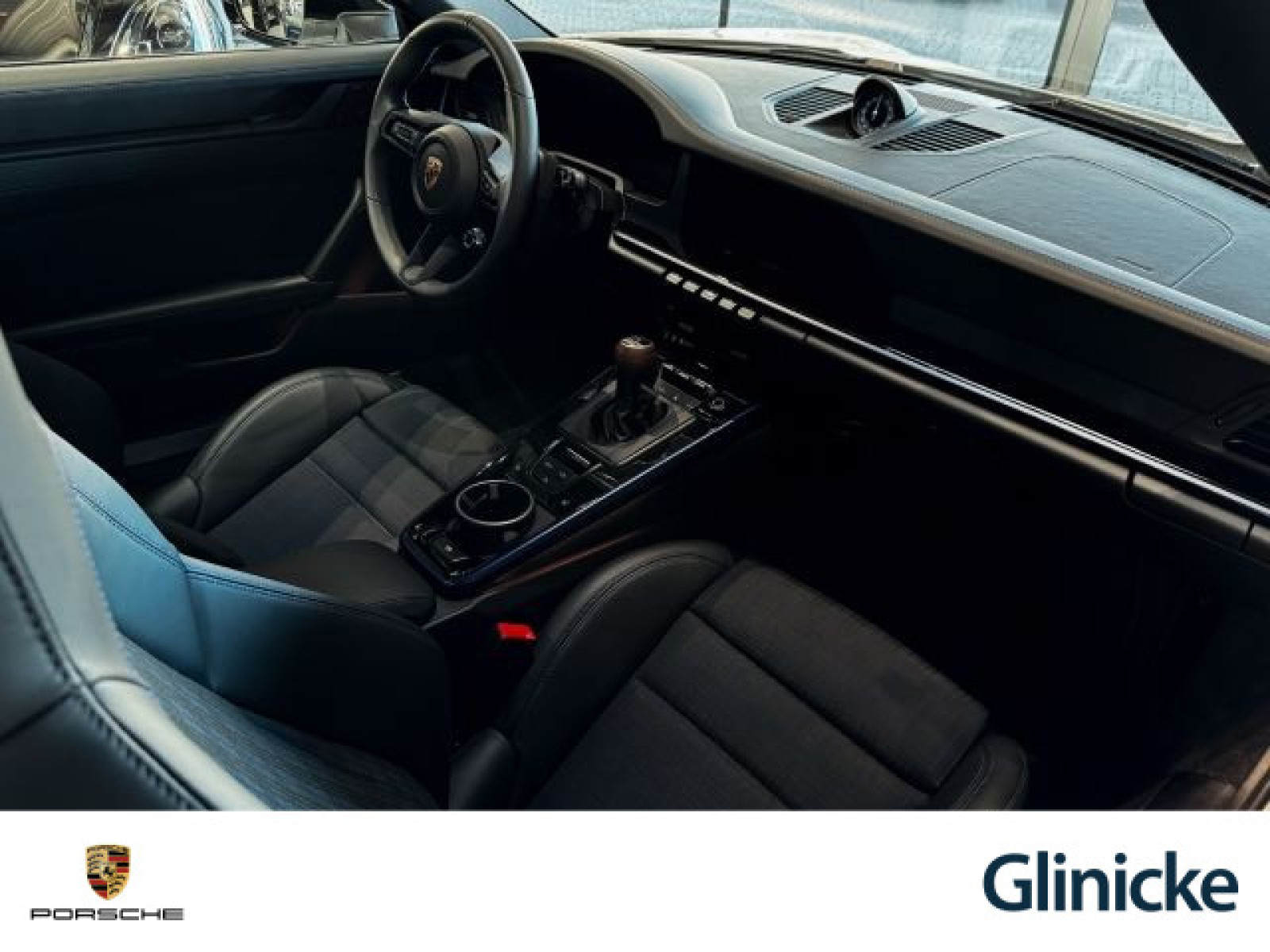 Porsche - 992_38
