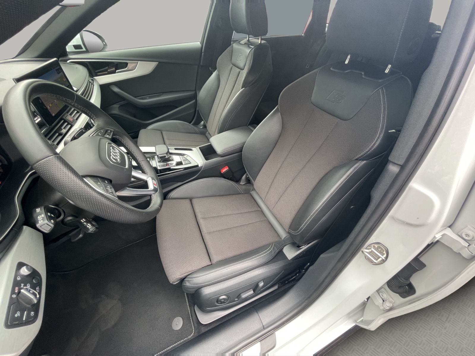 Audi - A4 Avant_11