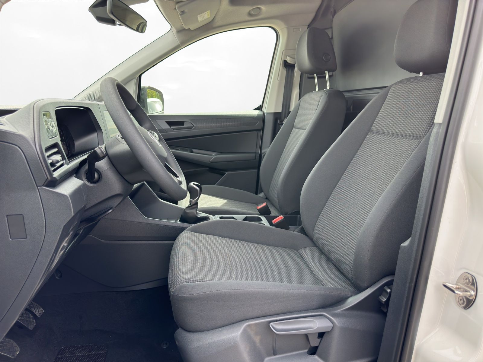 Volkswagen - Caddy Cargo_4