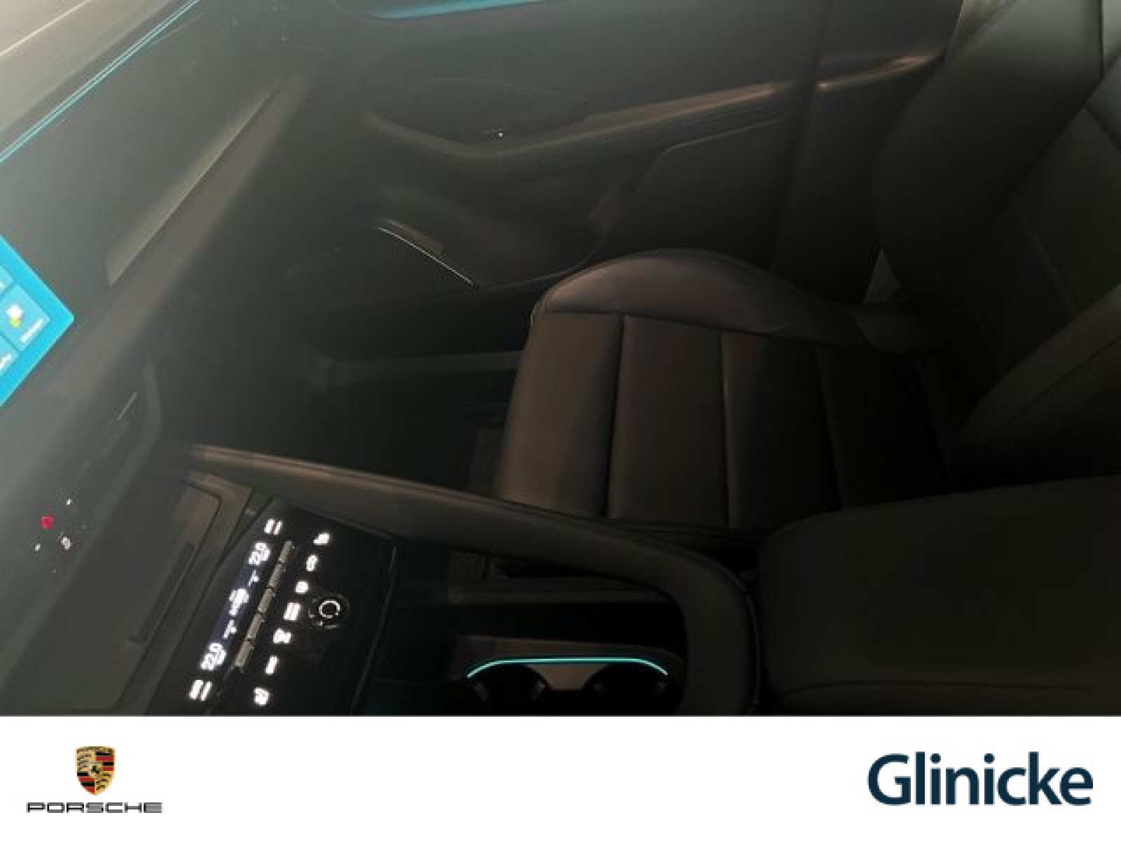 Porsche - Macan_25