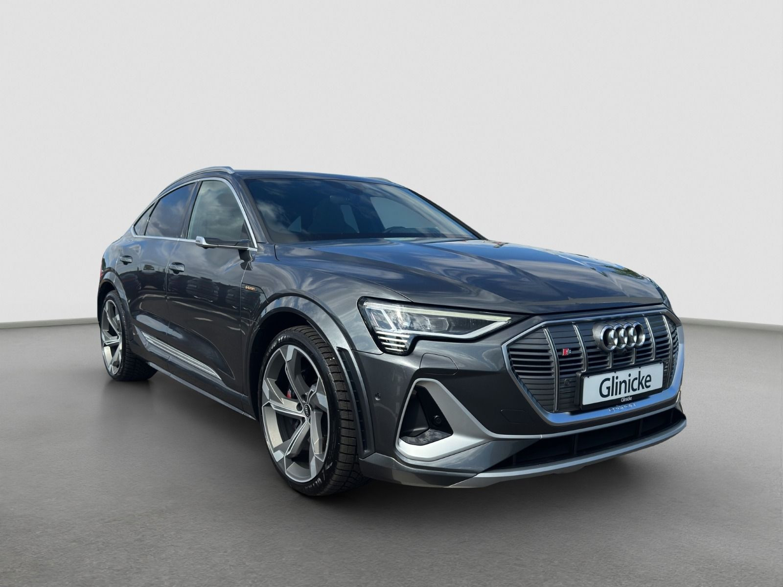 Audi - e-tron Sportback_7